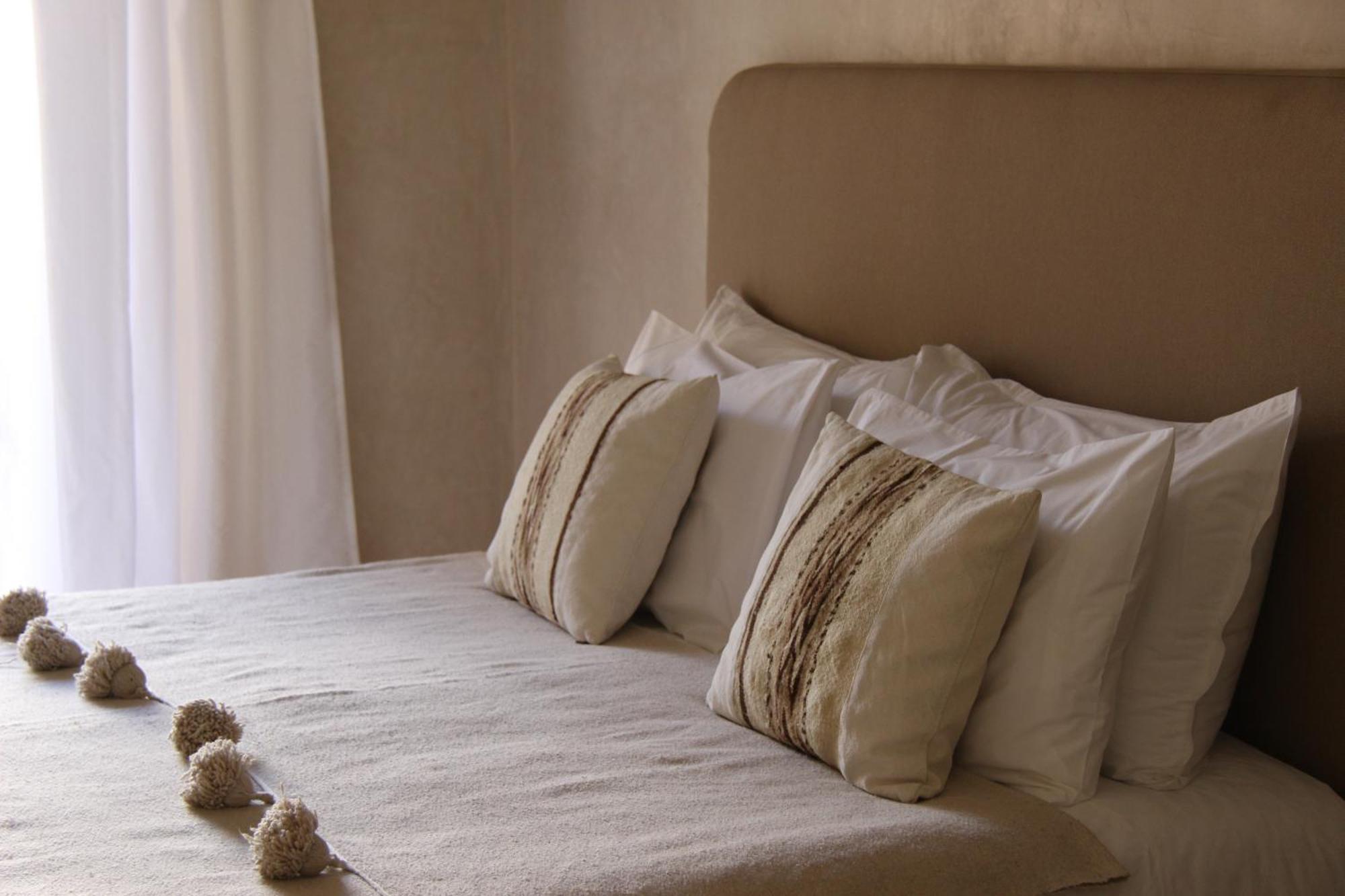 Guest house Emberiza Sahari