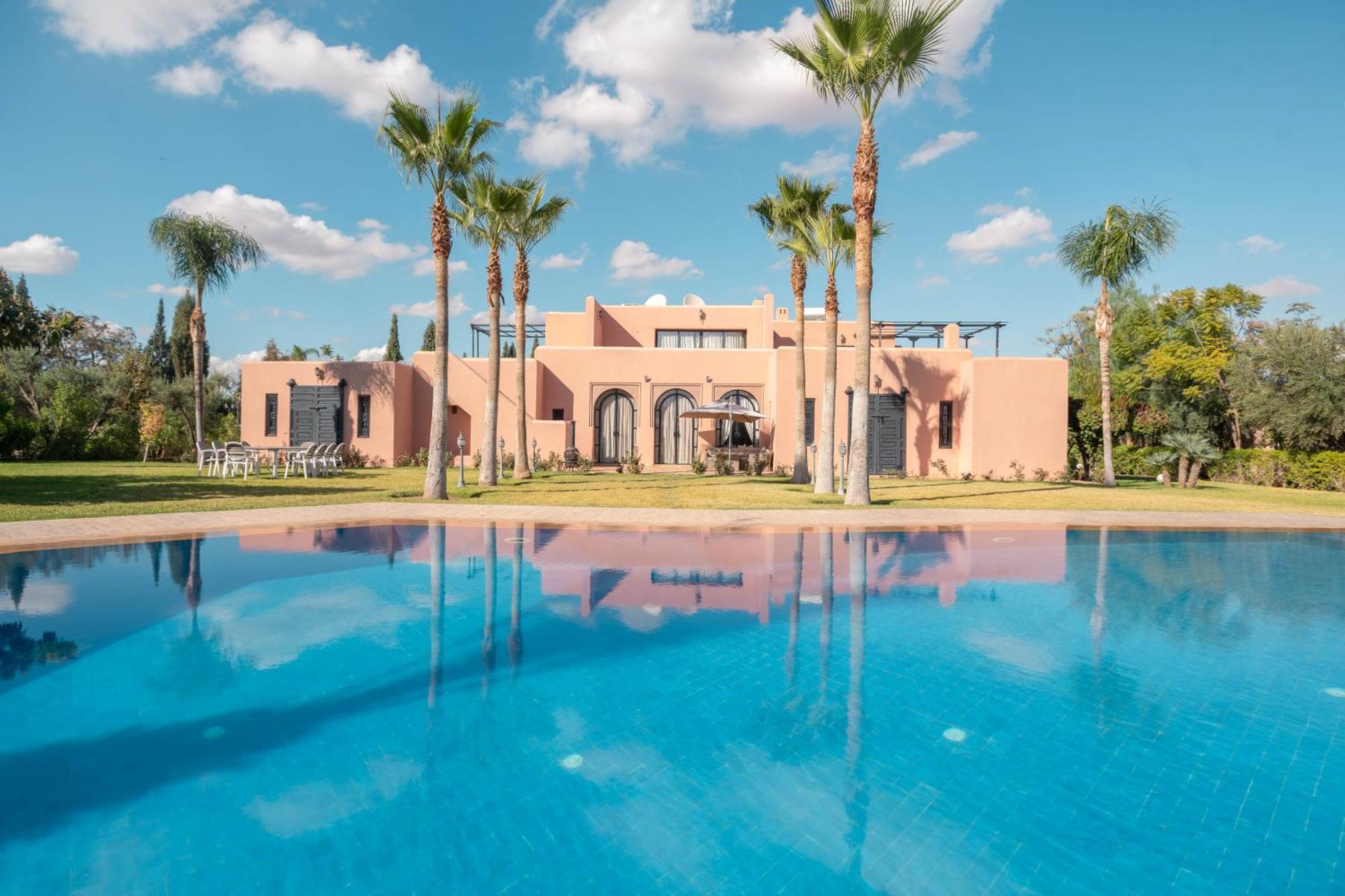 Janat Al Atlas & Hotel