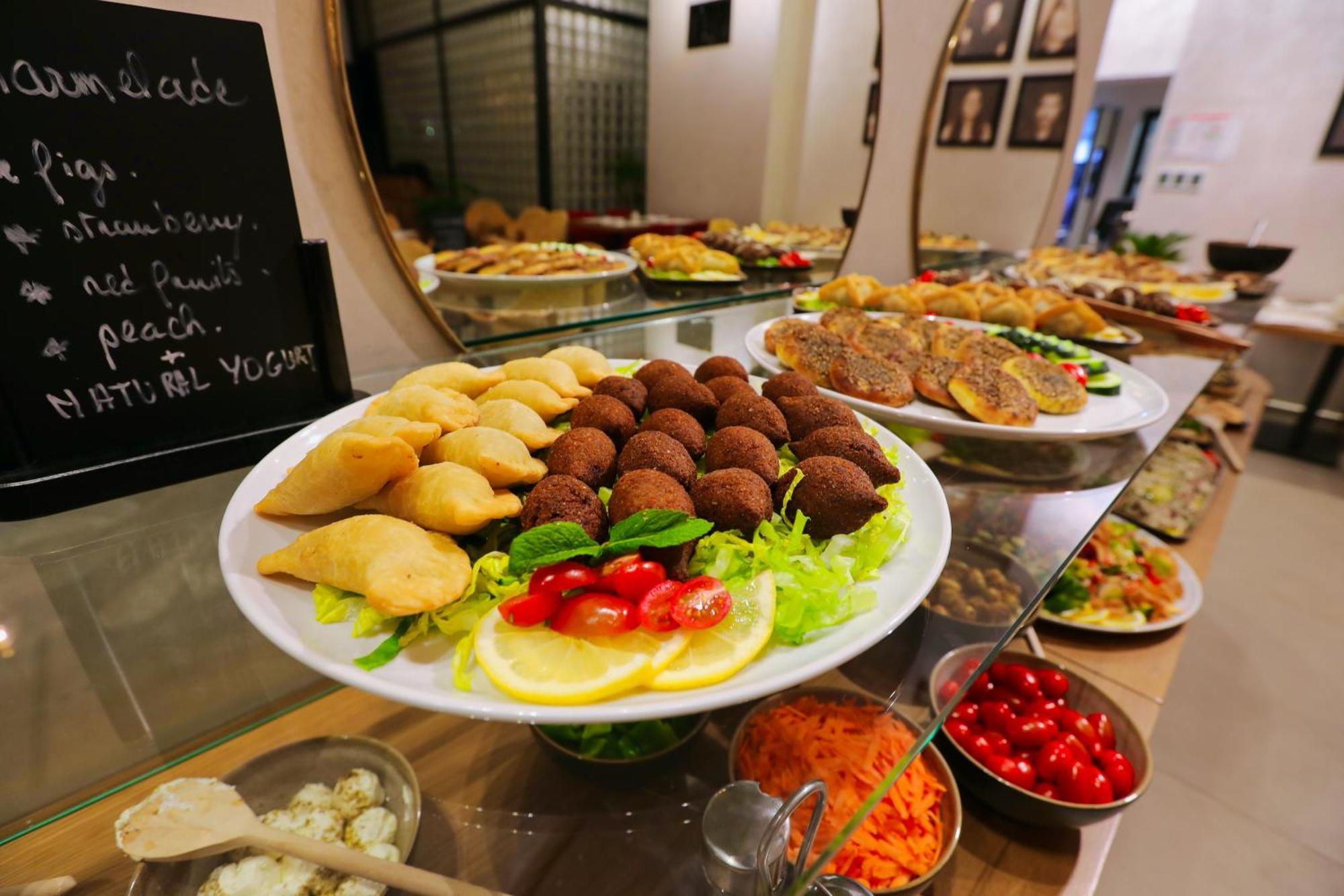 Ari Boutique - Adult Only Hotel