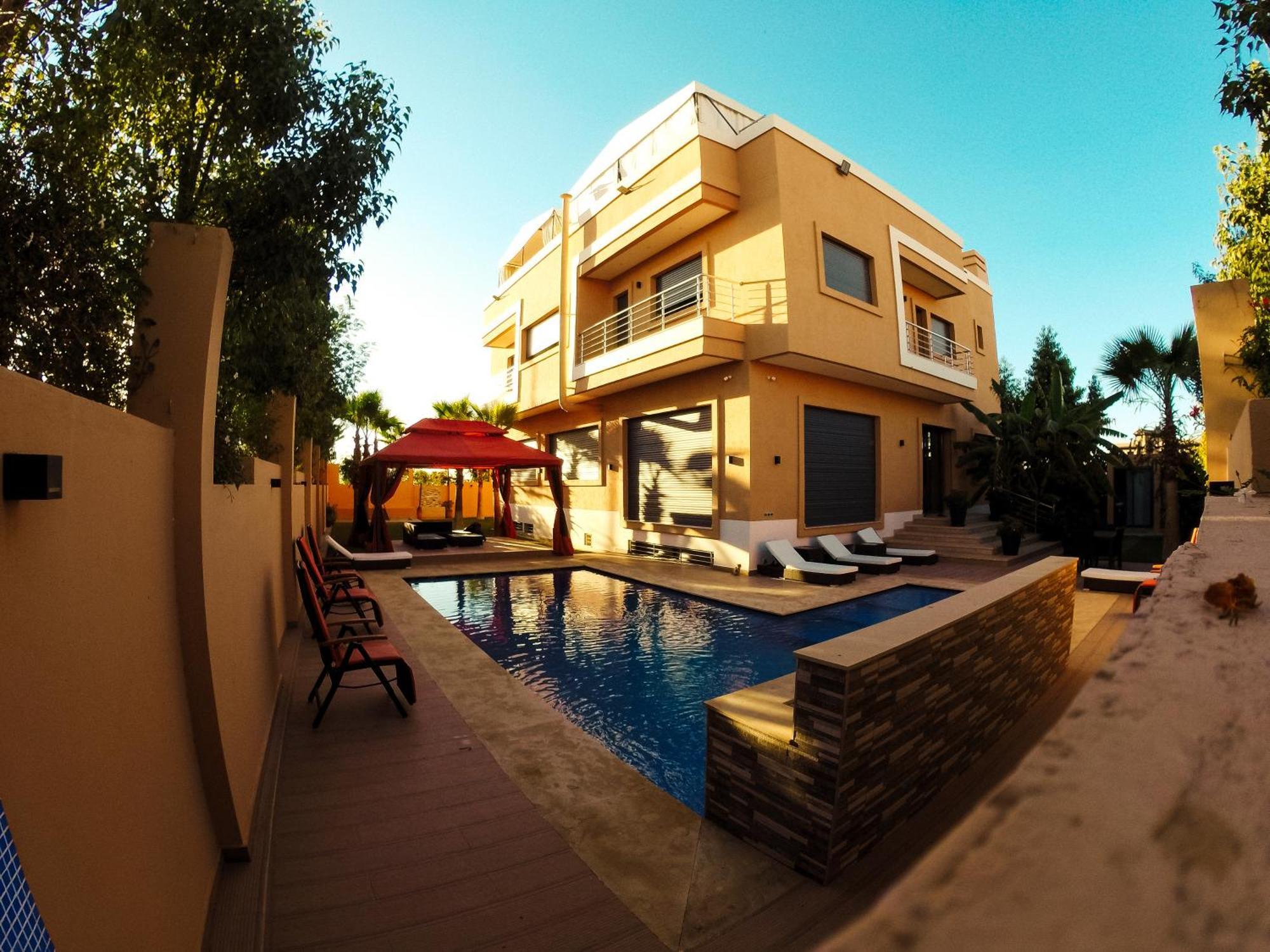 Arabic House Pool & Acomodação com café da manhã 
