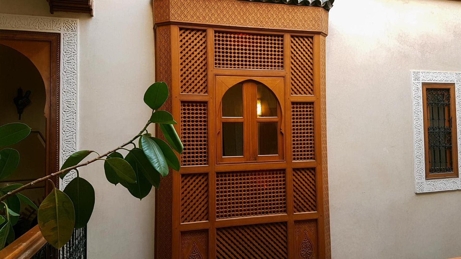 Riad Gallery 49 & 3*