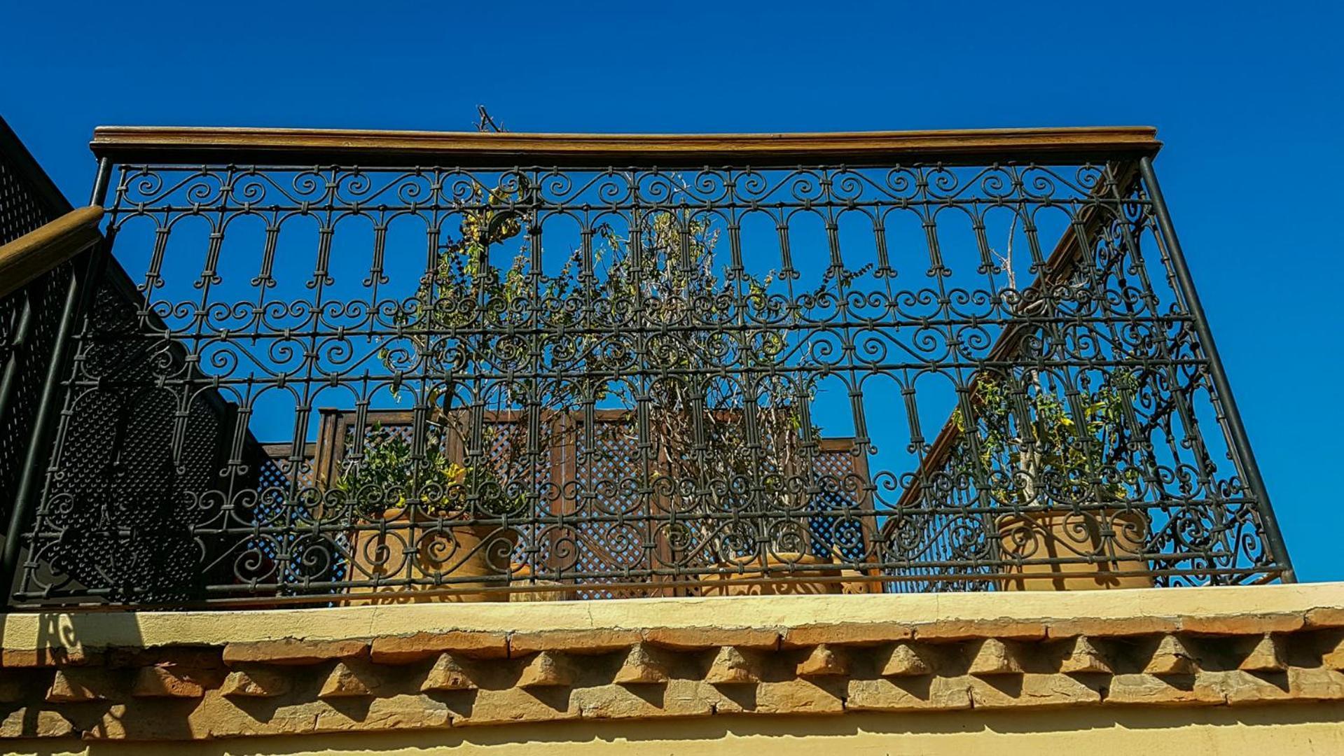 Riad Gallery 49 & 3*