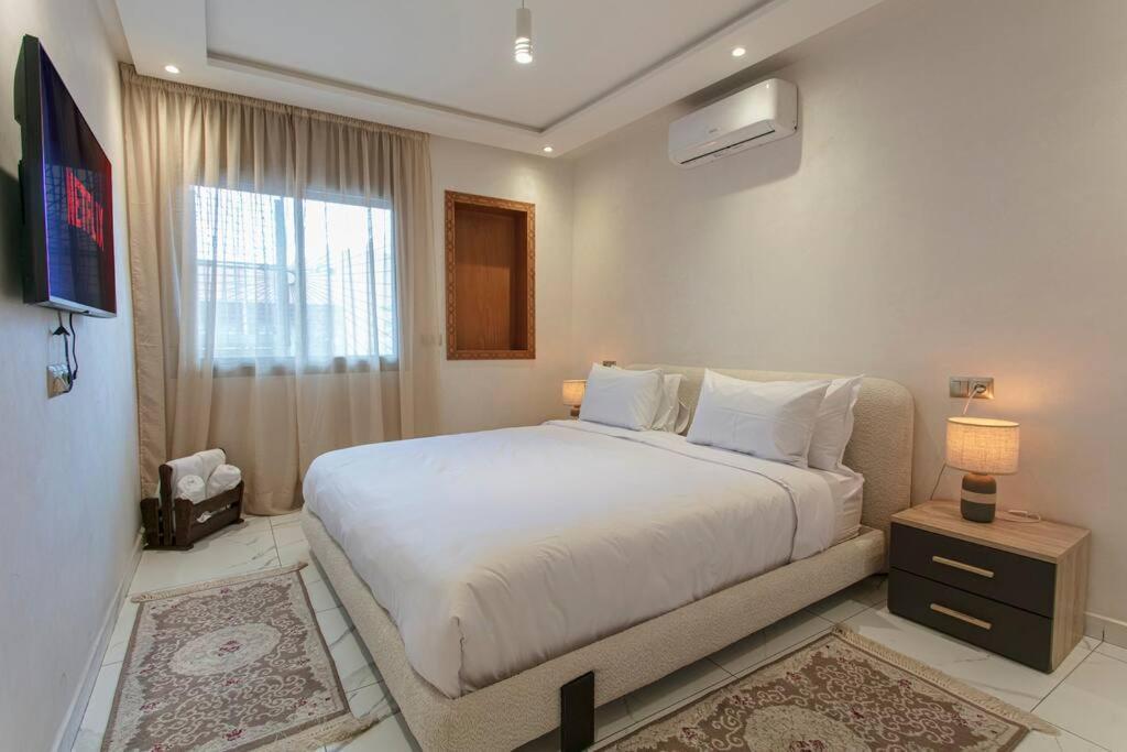 Red Rendezvous - Downtown Appartement *