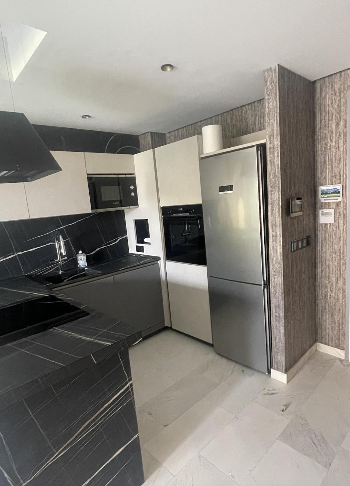 Apartment Luxueux 2 Pieces Familiale Avec Piscine Centre