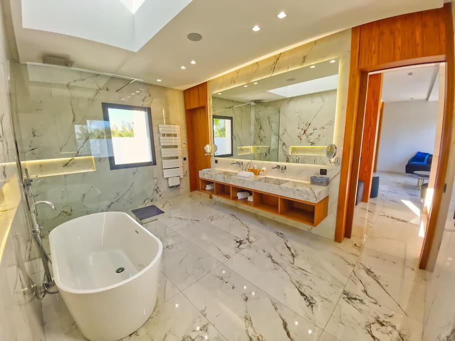 Beverly Hills-luxury Villa *