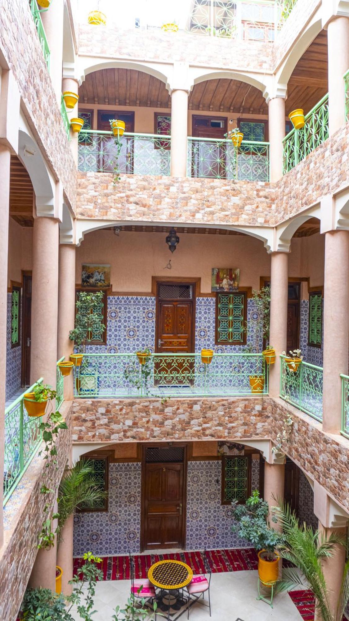 Hotel Imouzzer *