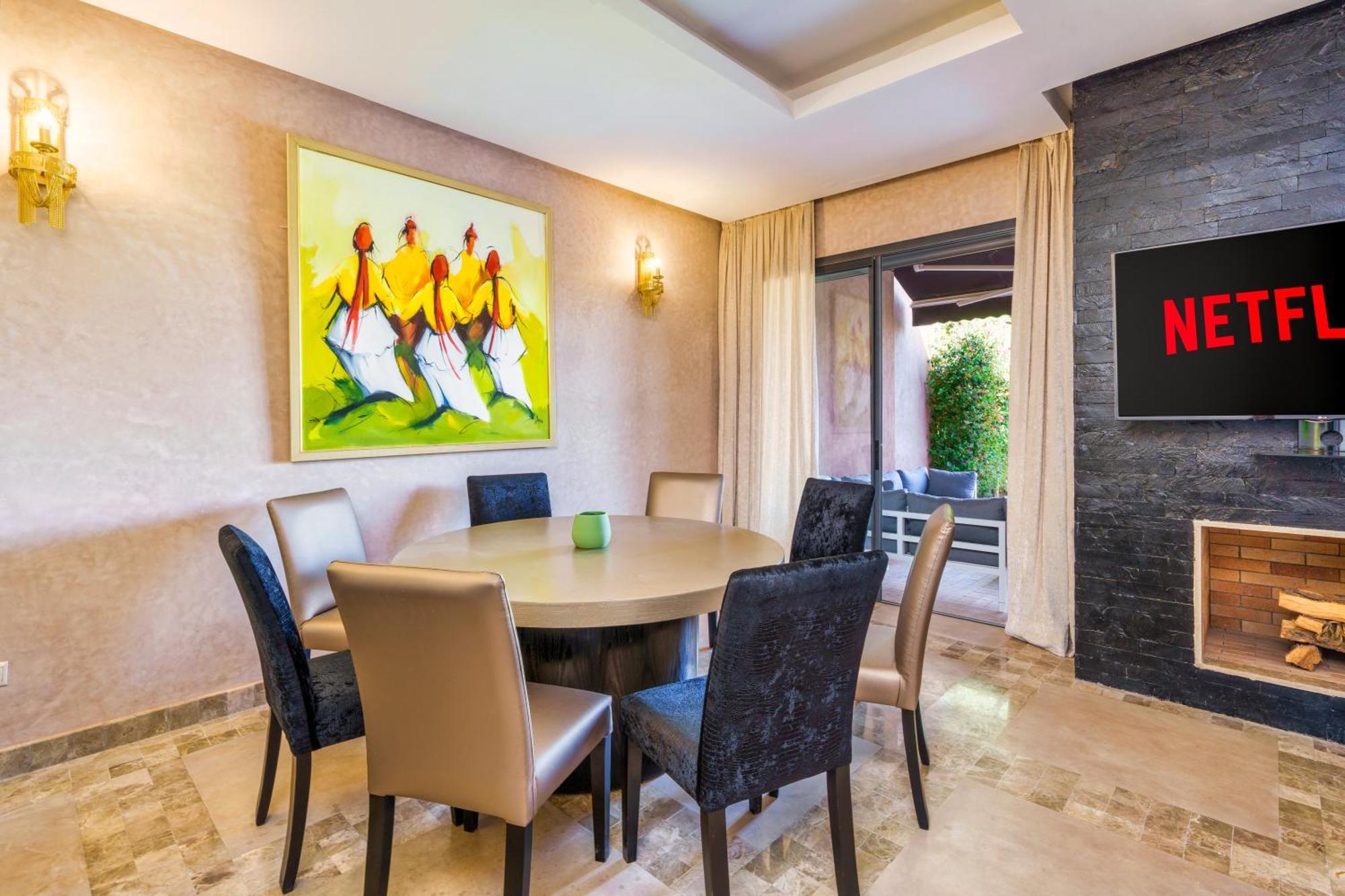Summer Peaceful Golf Haven Apartment