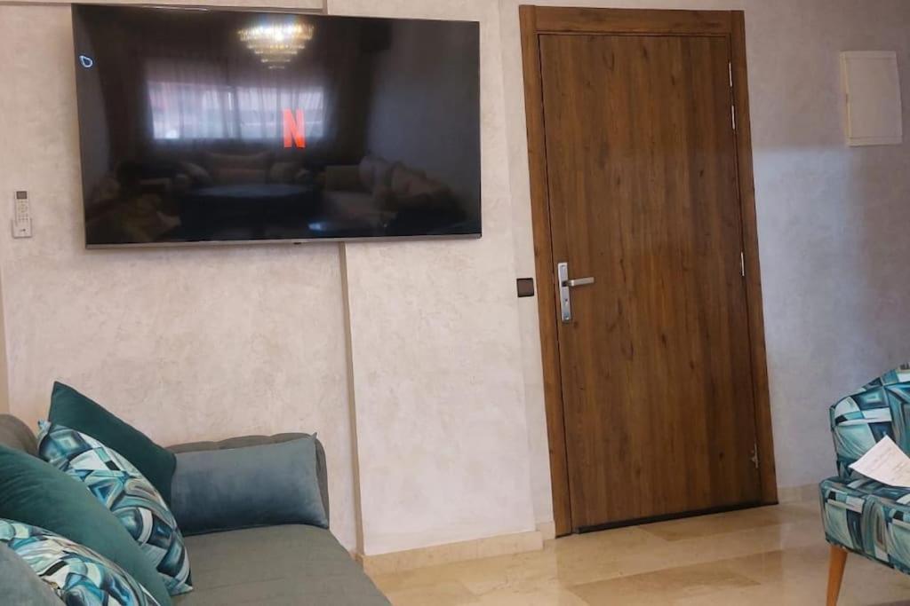 Luxury Center With Swimming Pool