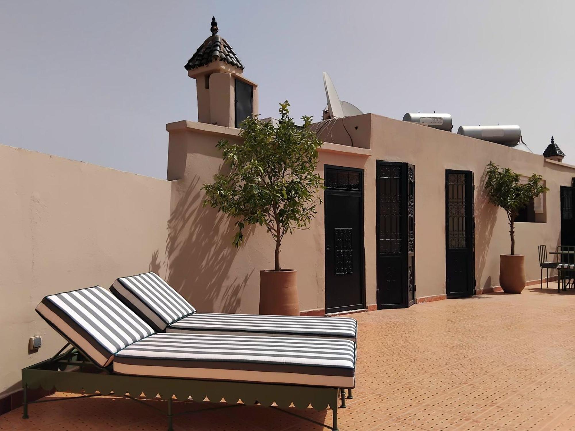 Bed & Breakfast Yakimour 3*
