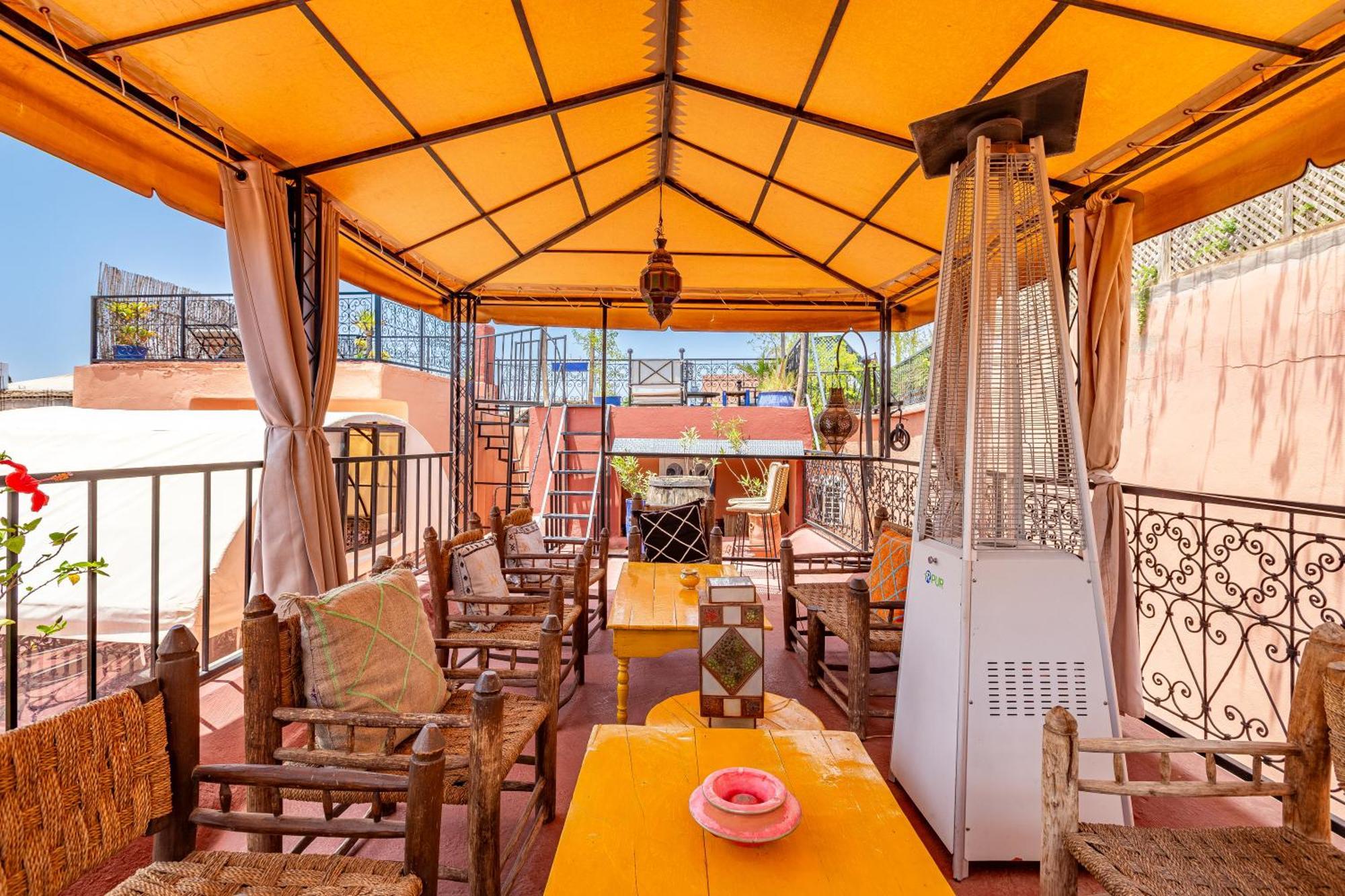Casa de hóspedes Dar Tiflet 3*