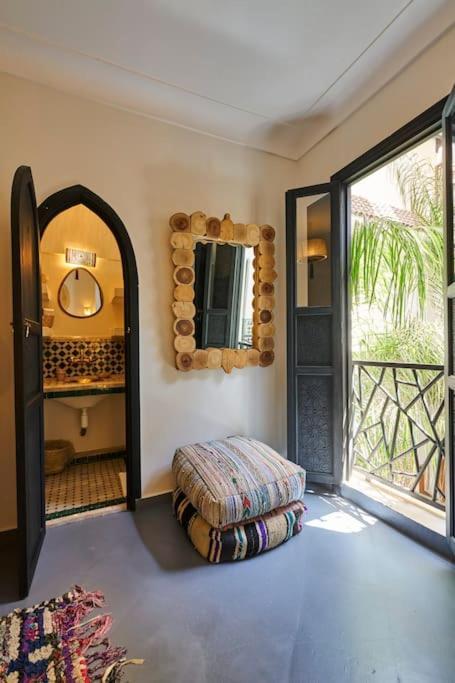 Riad Miloud 2*