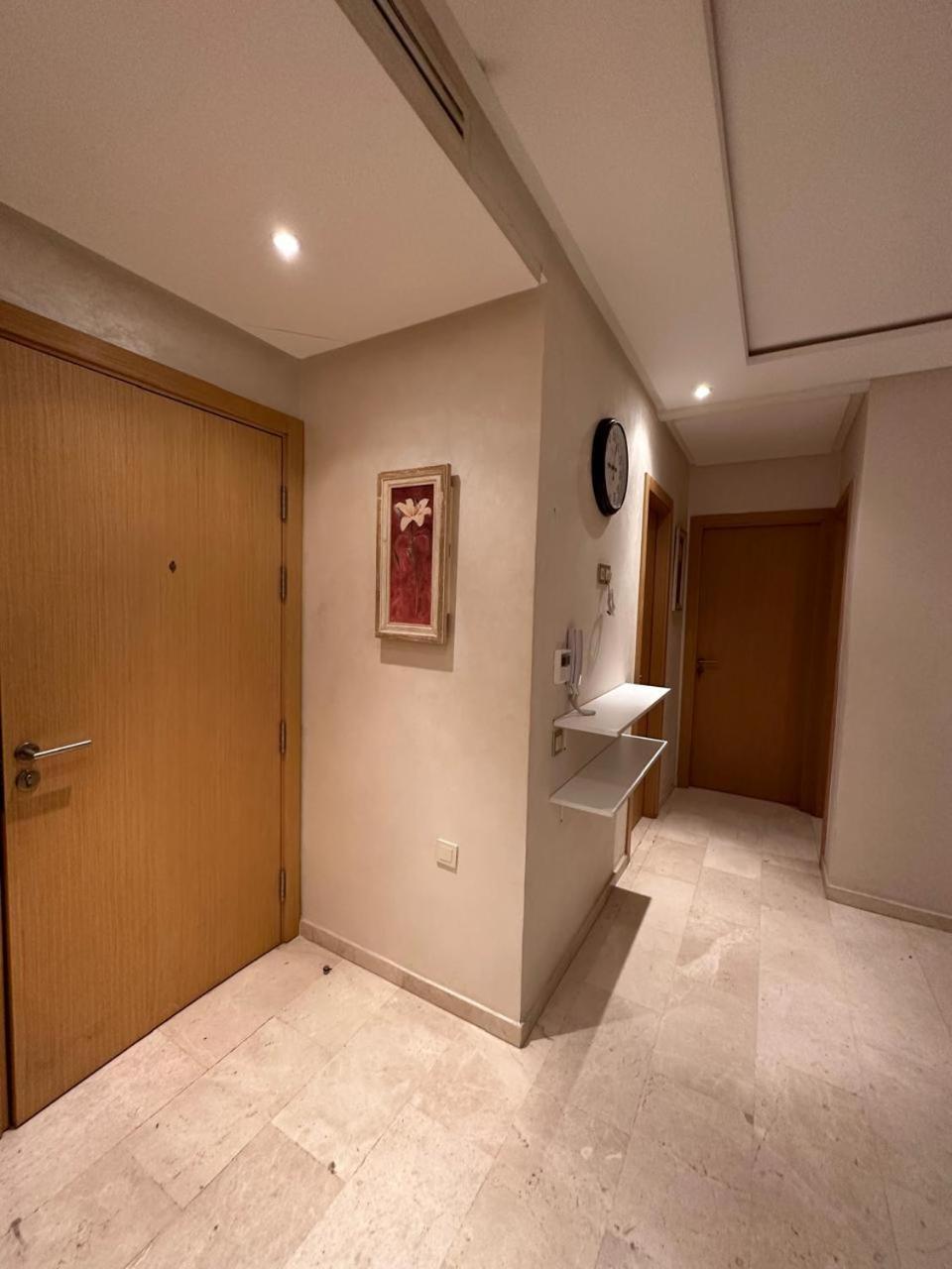 2 Salon A Cote De Carre Eden Perles3 Apartment