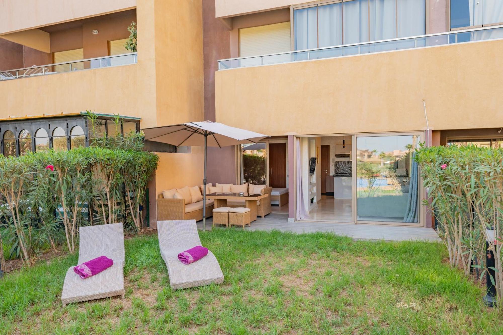 Relax Front Of Pool - Golf- Fiber Optic * Marraquexe