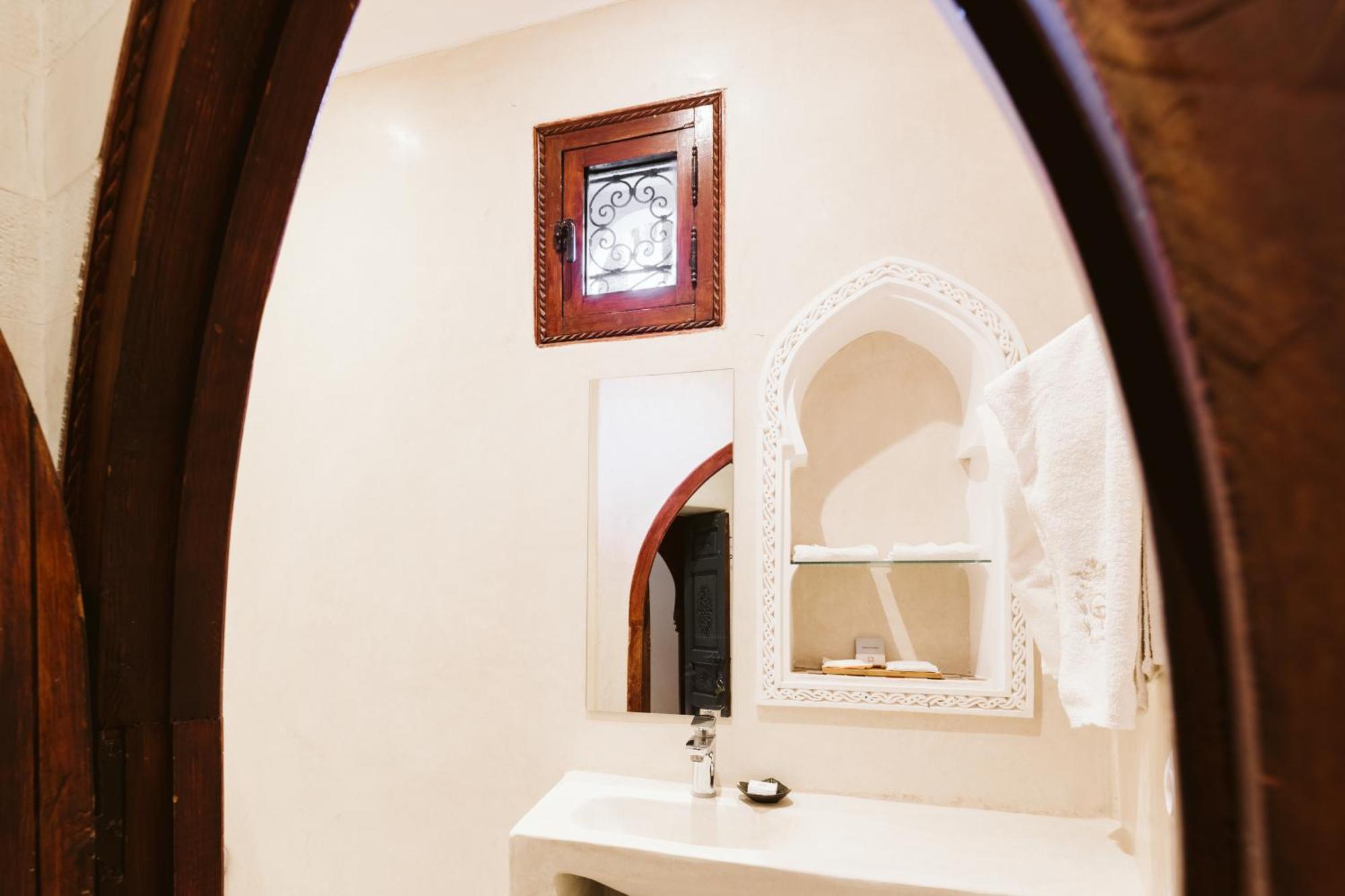 Riad Dar Alhambra 4*