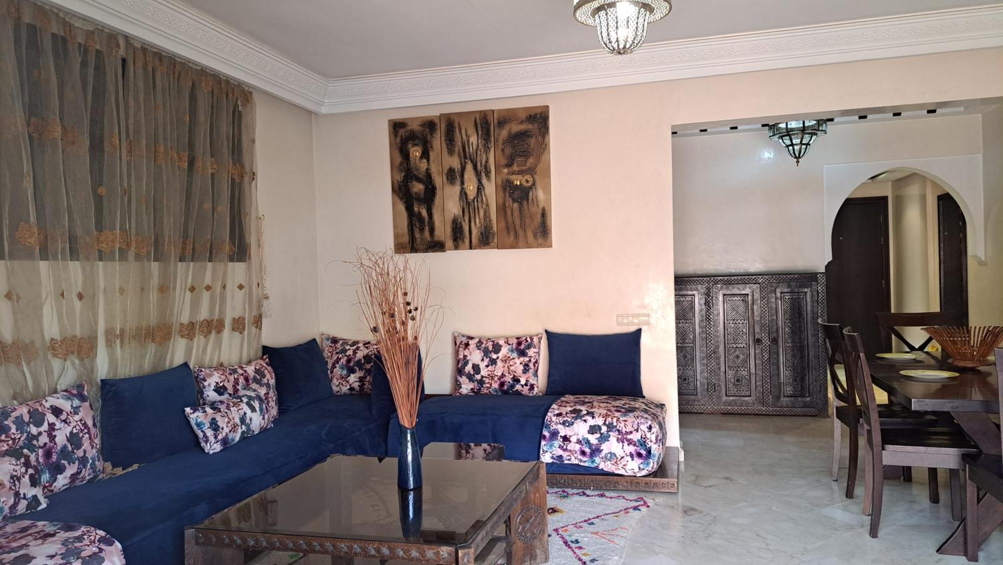 Impeccable En Plein De Centre Apartment