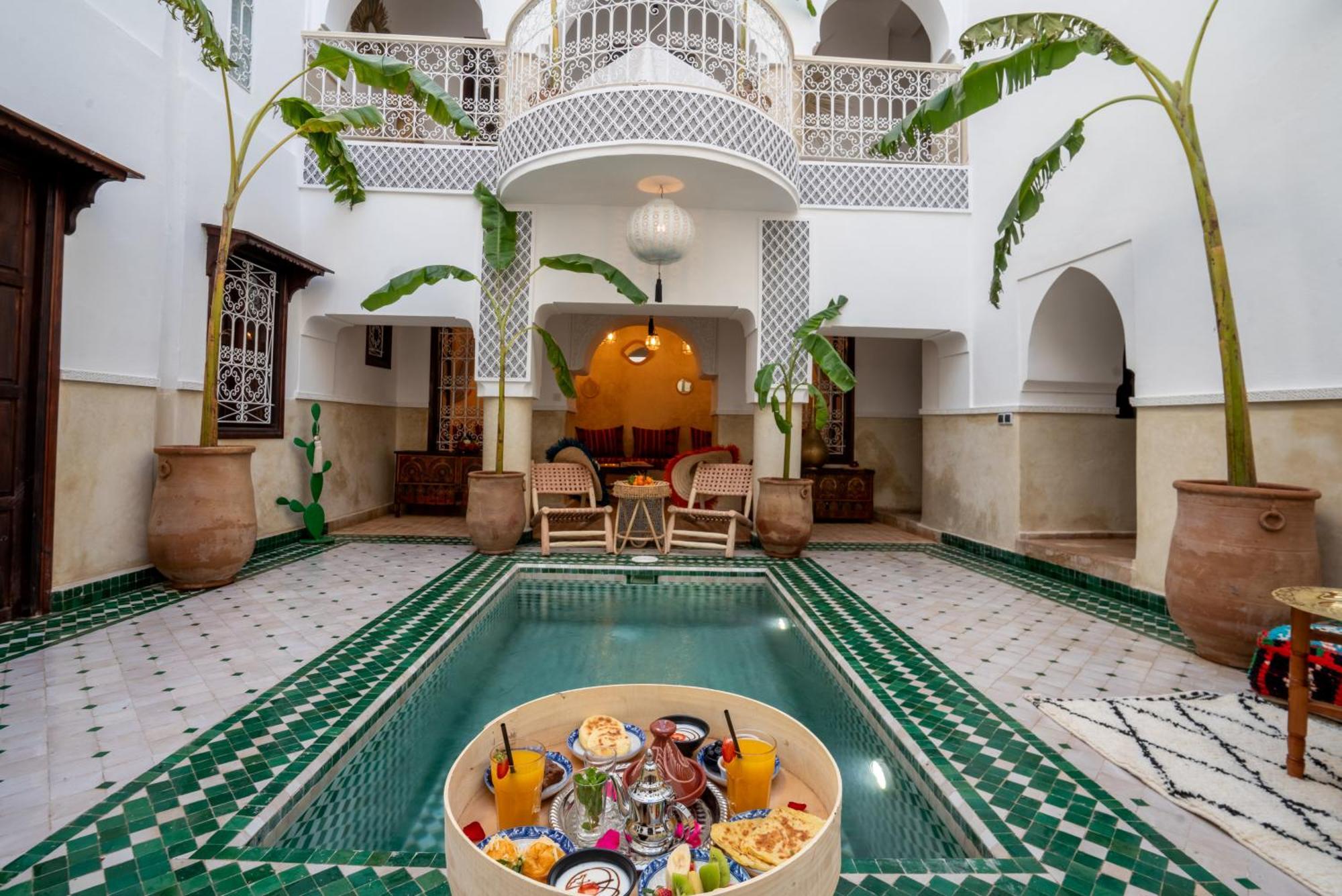 Riad Boutouil &