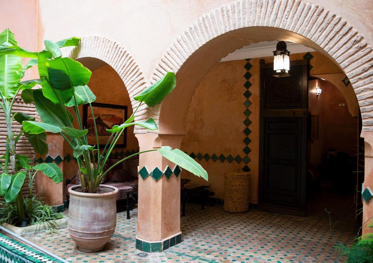 Riad Amirat Al Jamal