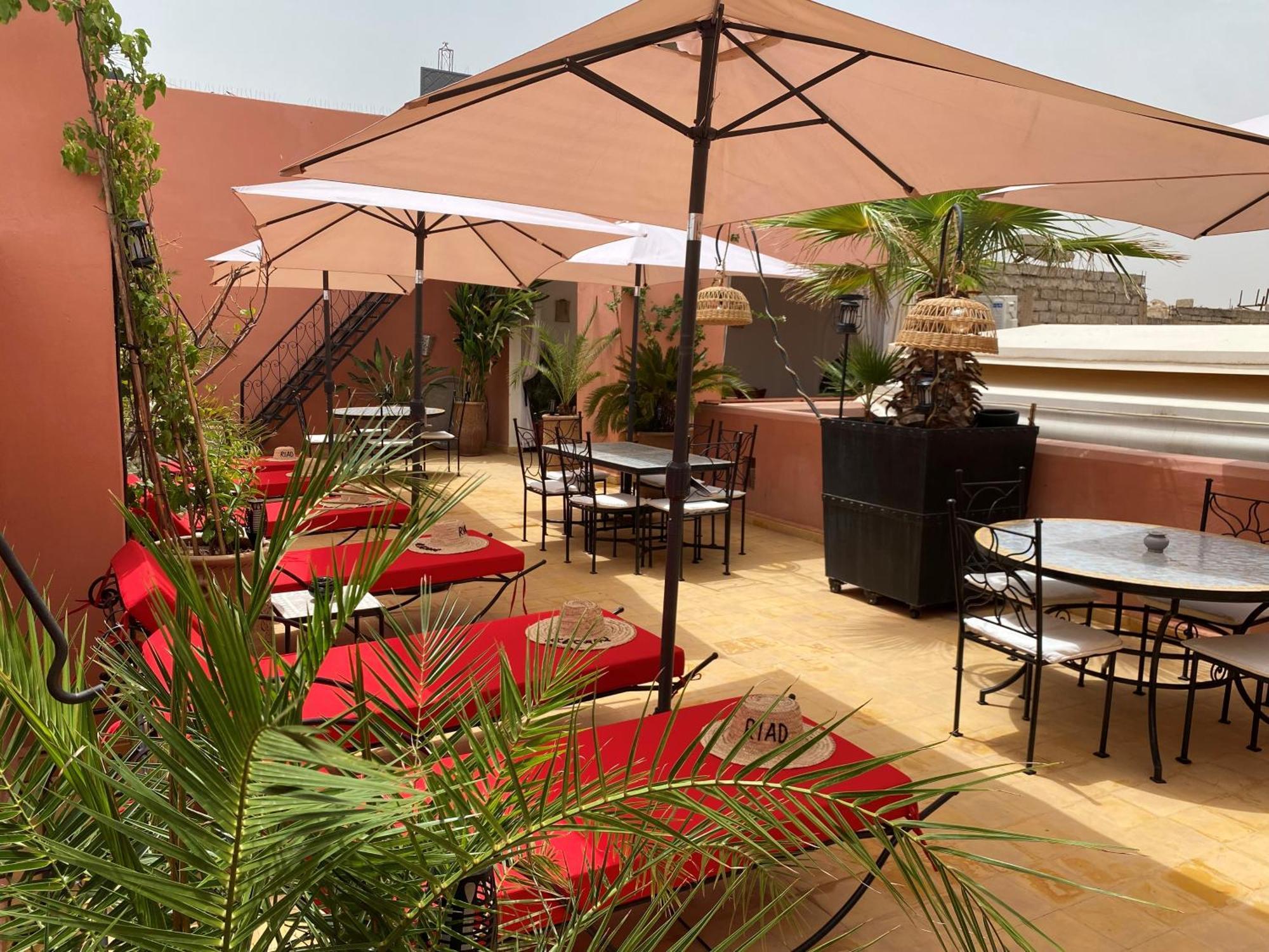 Alboraq Riad 4*