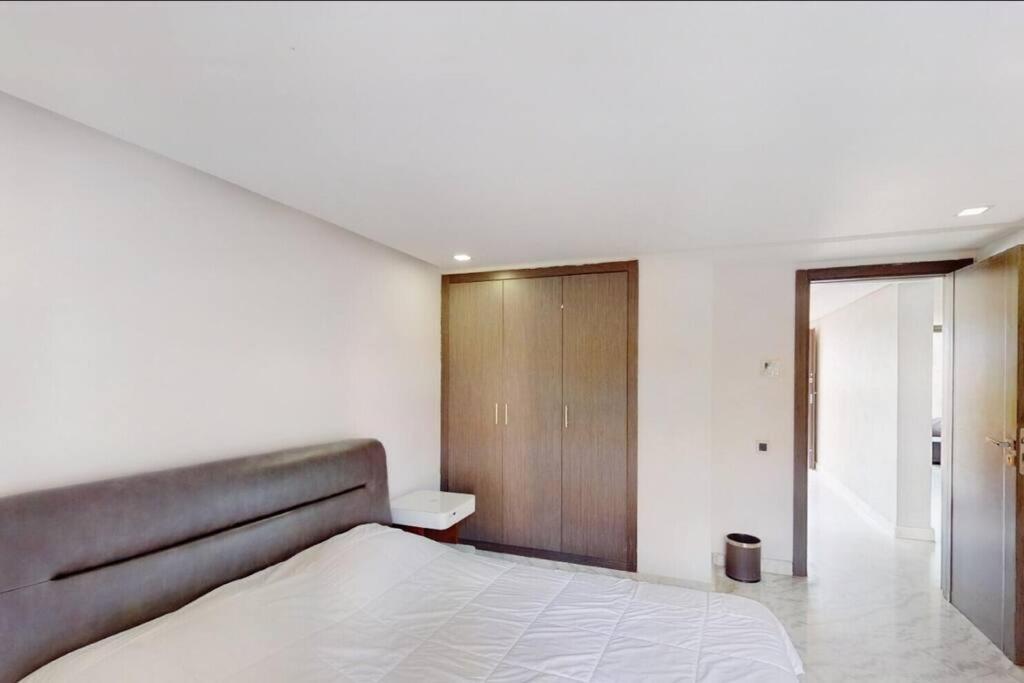 Duplex Moderne 233m2 Dans De Luxe
