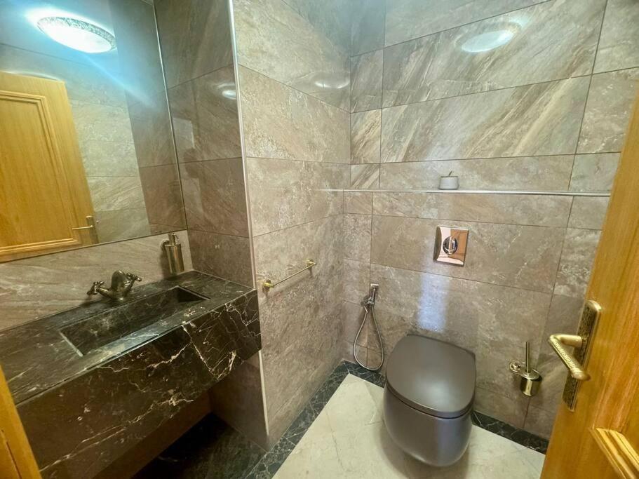 Marrakech Plaza 2 Sur 230m Appartement