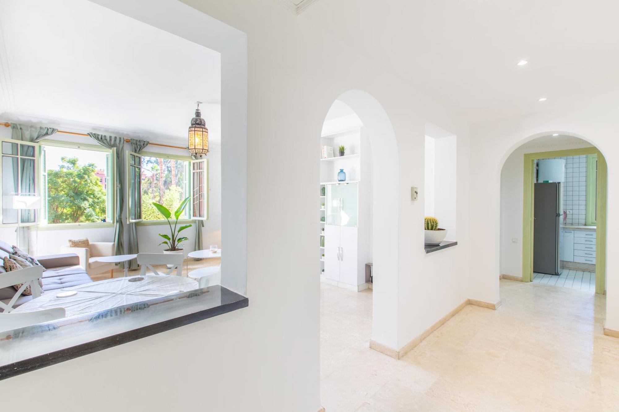 Apartment Romantic Retreat Next To M Avenue