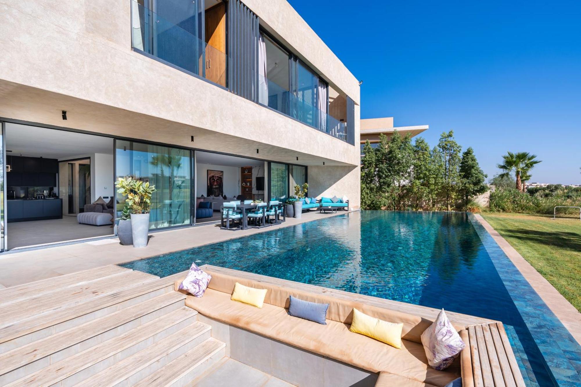 Luxury Front Golf-pool Pousada