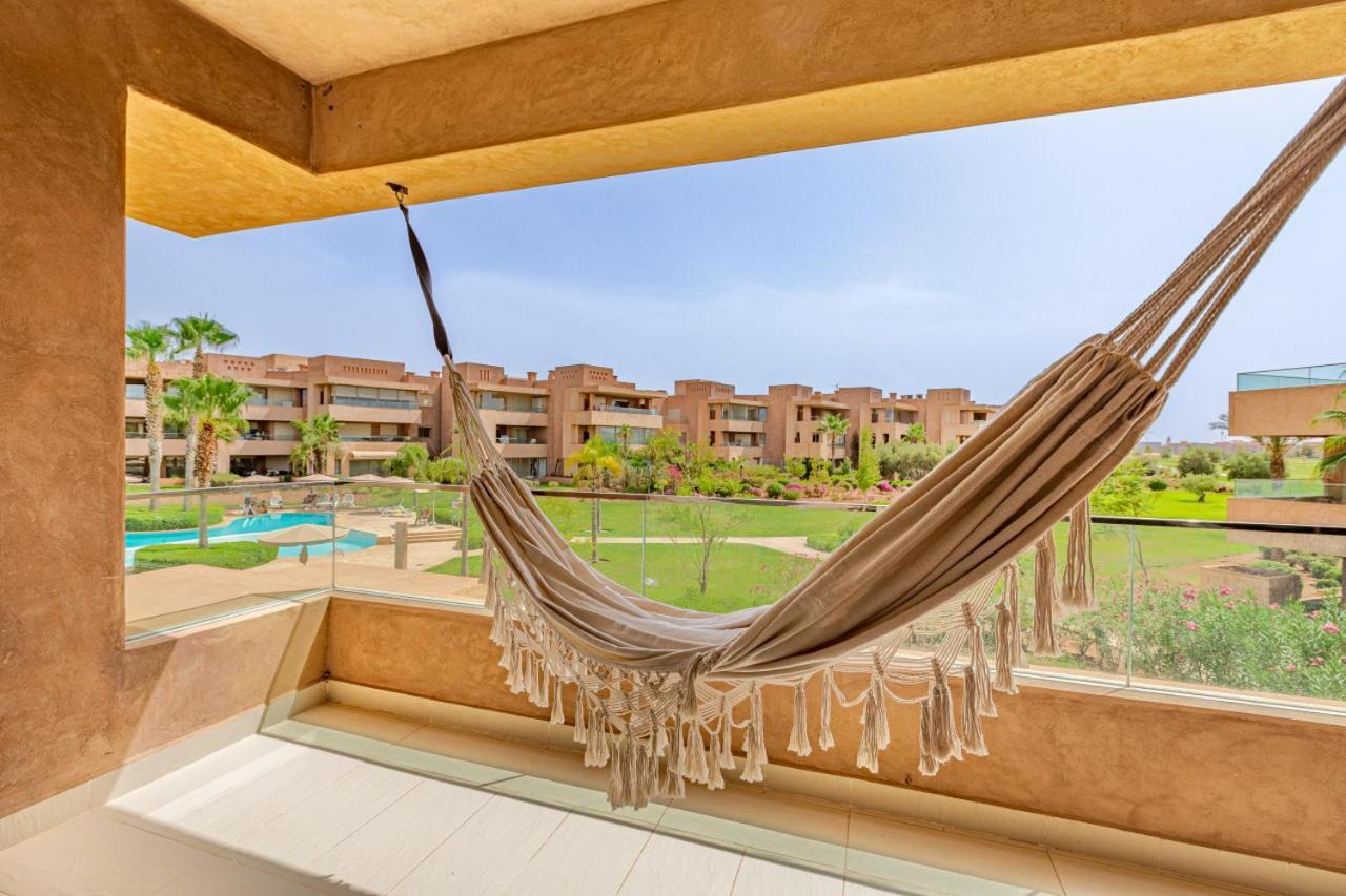 Family Relaxation Pool And Garden View *