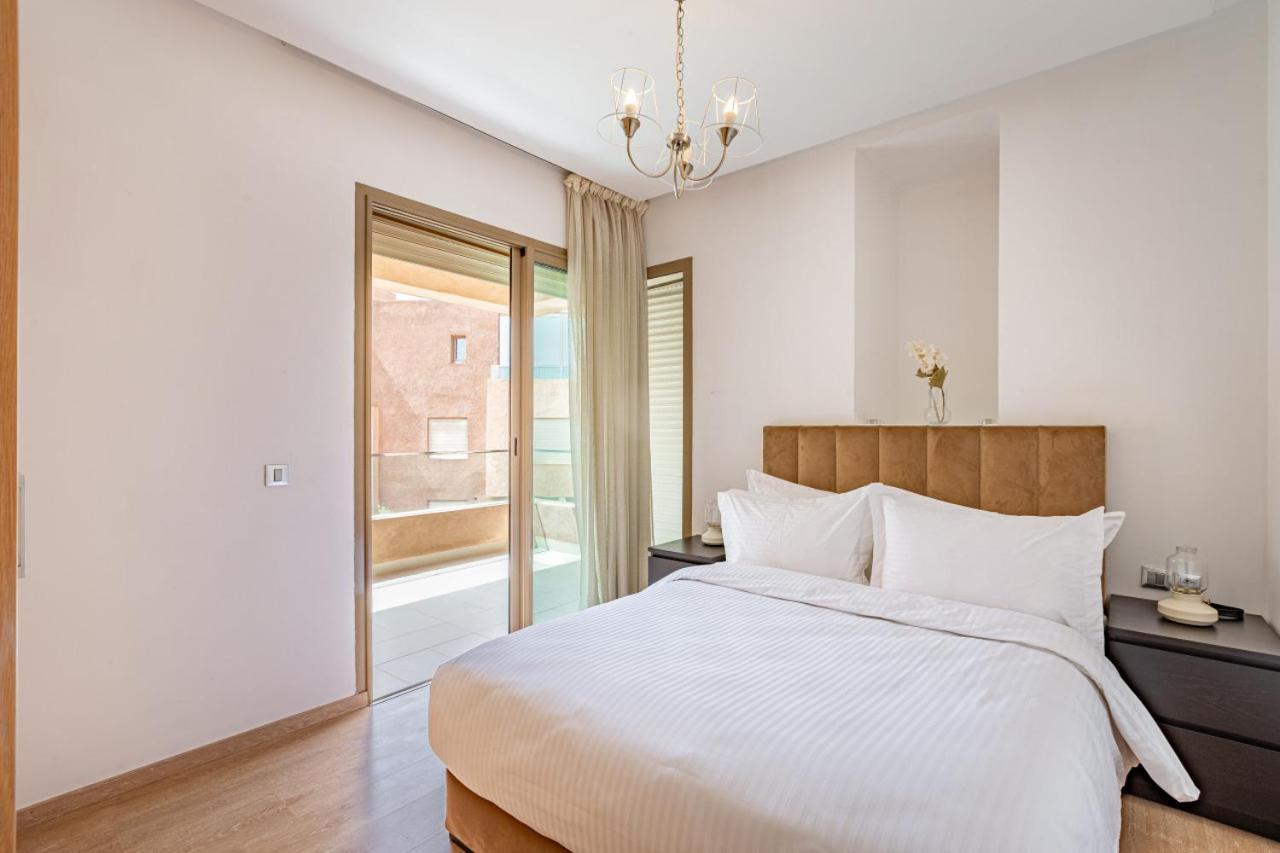 Family Relaxation Pool And Garden View Apartment Marrakesh