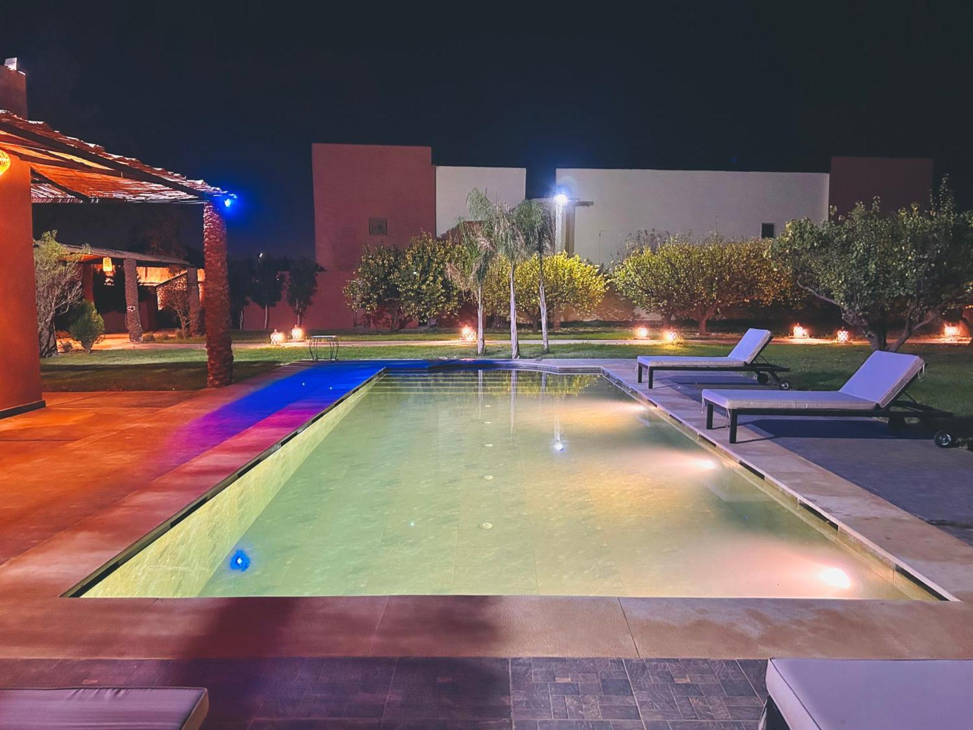 Piscine Privee Sans Vis A Vis , Vue Superbe , Proche Centre - Fibre Optique Wifi Pousada