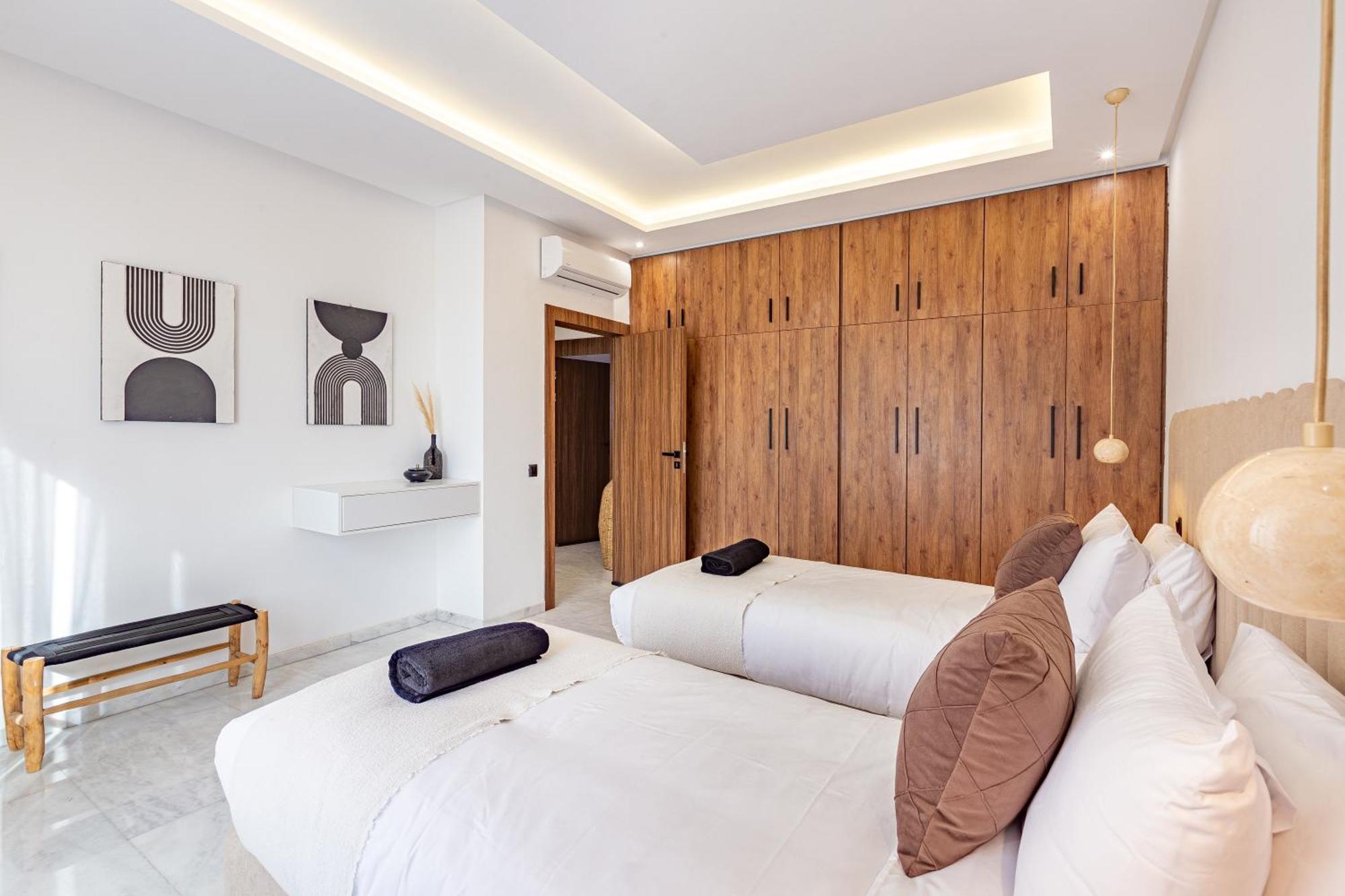 Exclusive Penthouse Gueliz Rooftop, Jacuzzi & Pool Apartment *