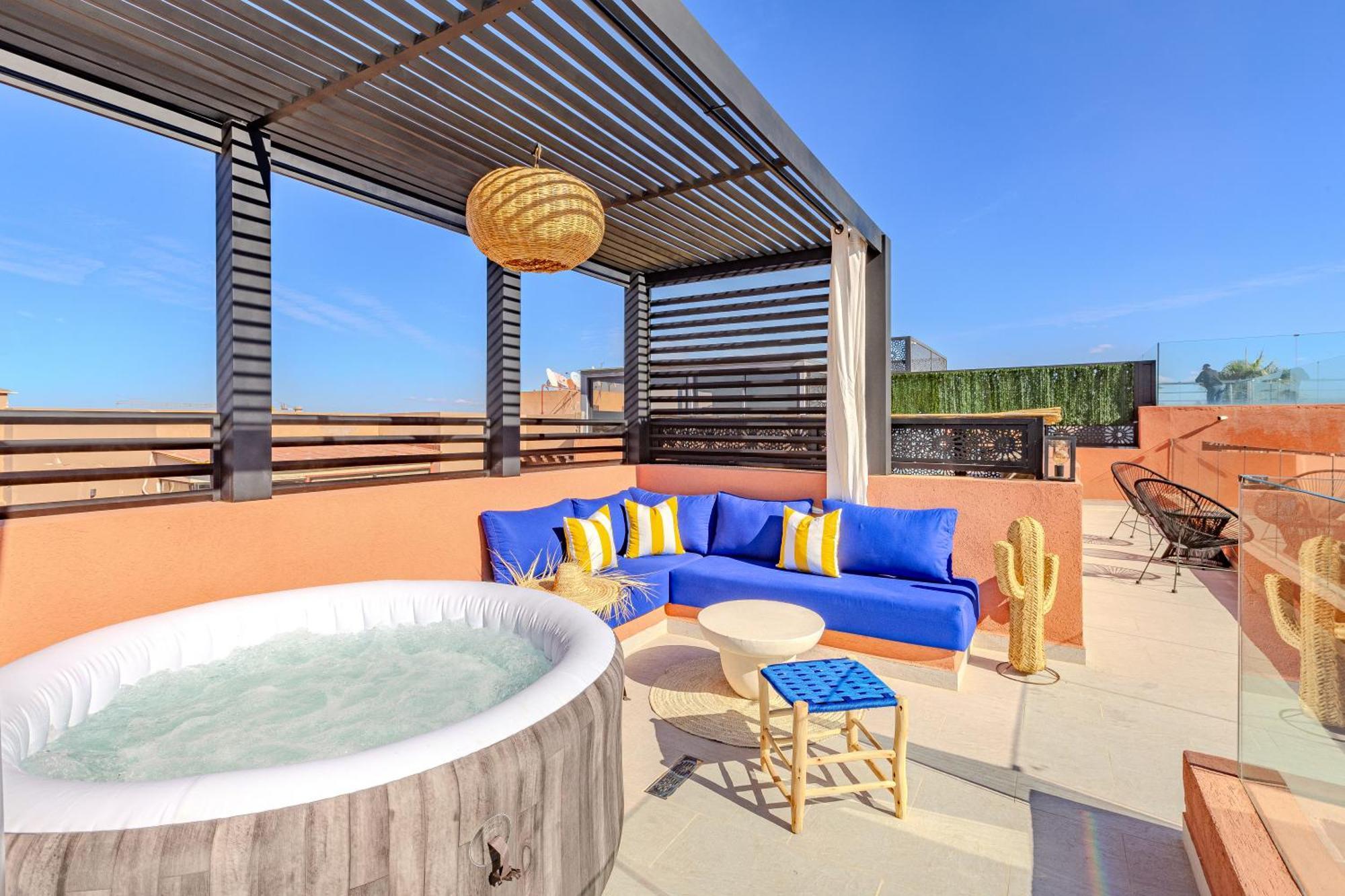 Exclusive Penthouse Gueliz Rooftop, Jacuzzi & Pool Apartment Marrakesh