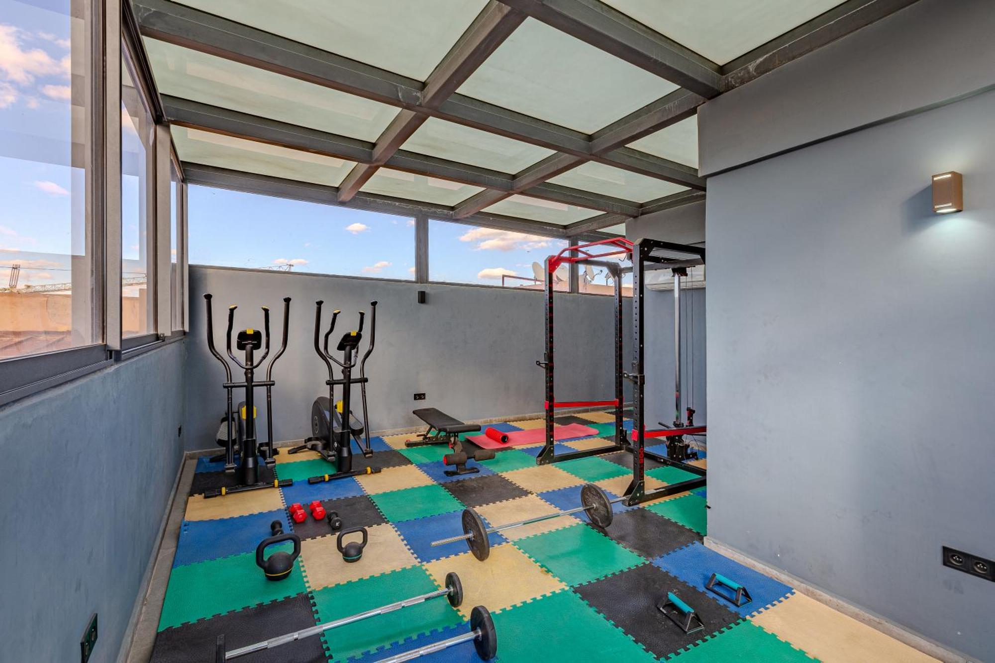 Exclusive Penthouse Gueliz Rooftop, Jacuzzi & Pool Apartment *