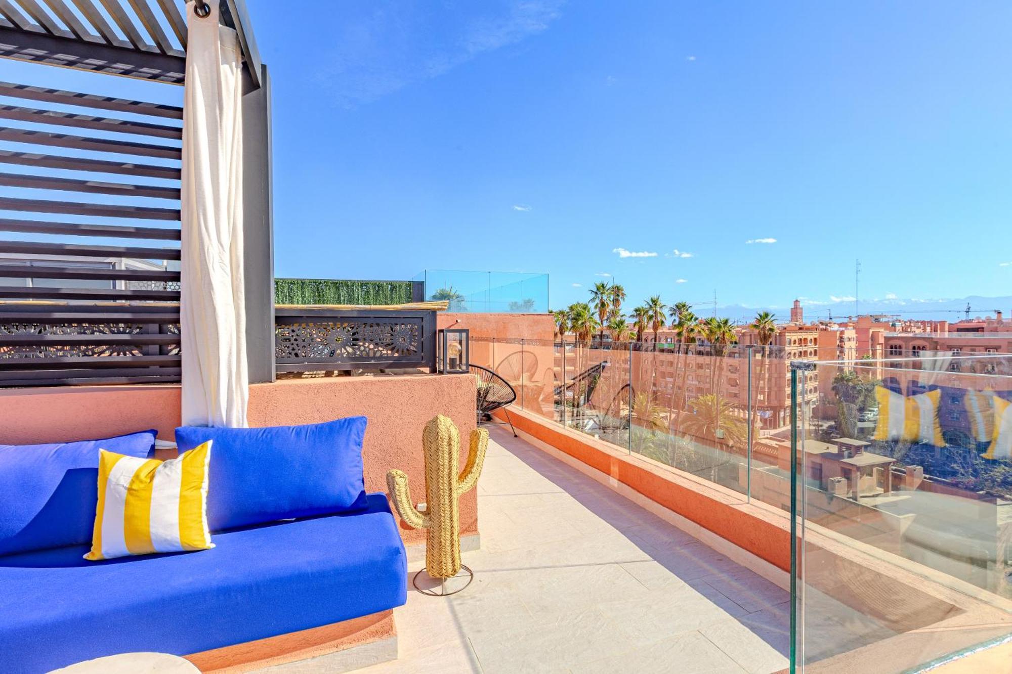Exclusive Penthouse Gueliz Rooftop, Jacuzzi & Pool Apartment