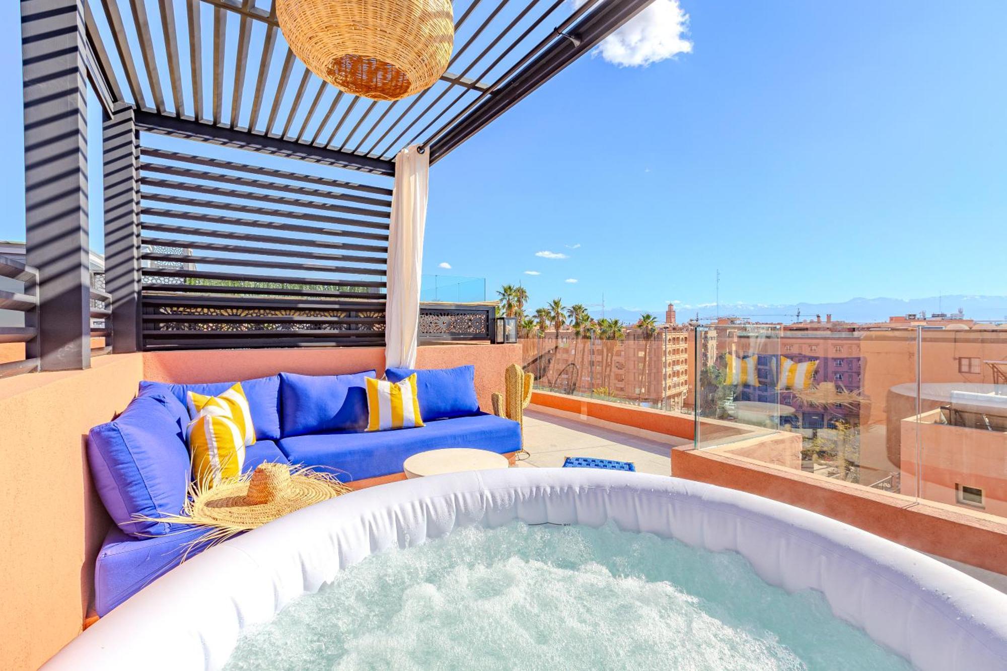 Exclusive Penthouse Gueliz Rooftop, Jacuzzi & Pool