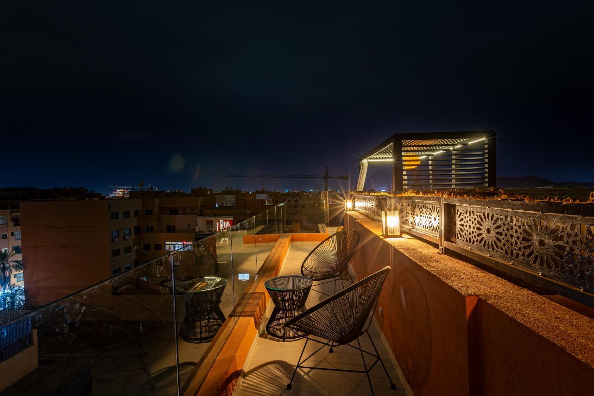 Exclusive Penthouse Gueliz Rooftop, Jacuzzi & Pool * Marrakesh