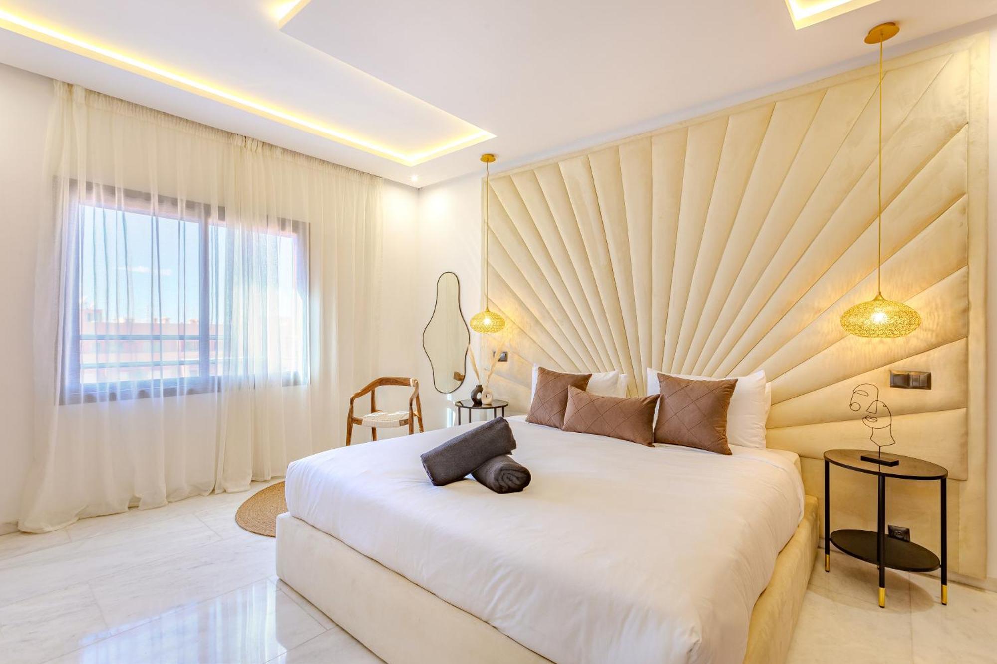 Exclusive Penthouse Gueliz Rooftop, Jacuzzi & Pool Apartment