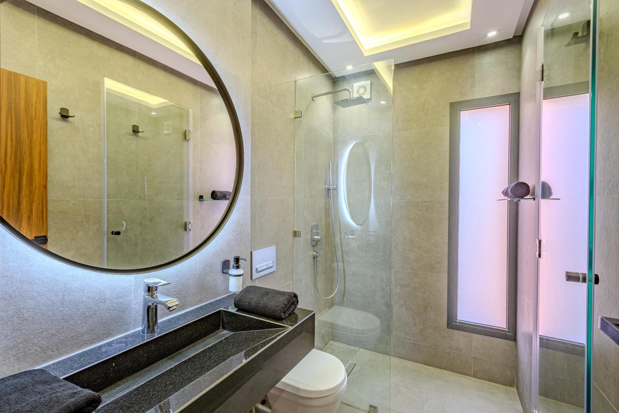 Exclusive Penthouse Gueliz Rooftop, Jacuzzi & Pool Apartment *