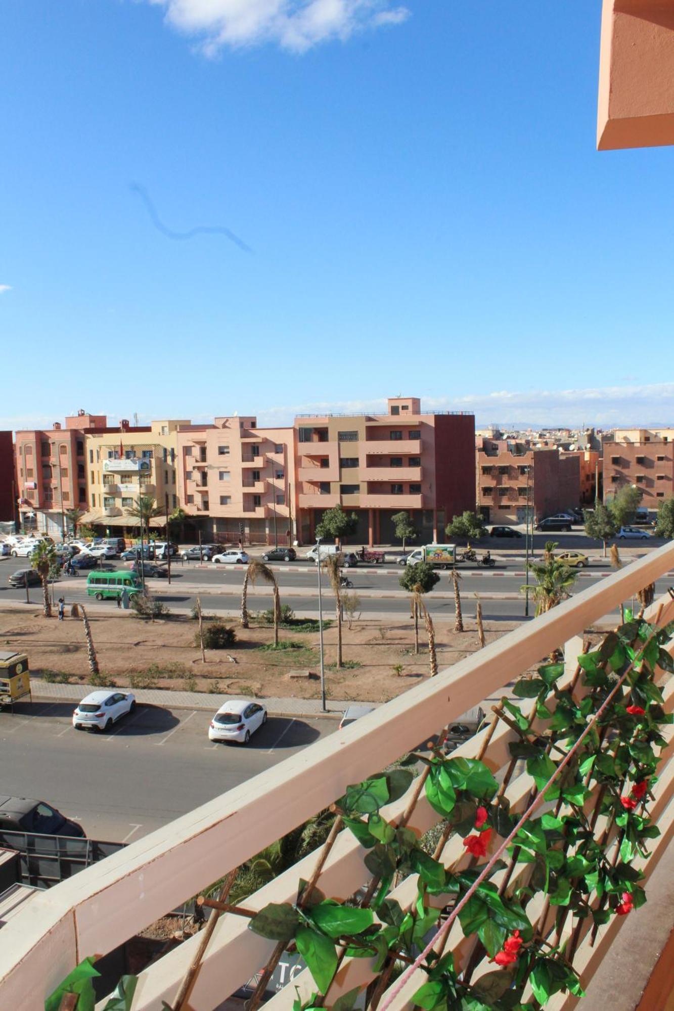 Beautiful Near Airport Apartment *