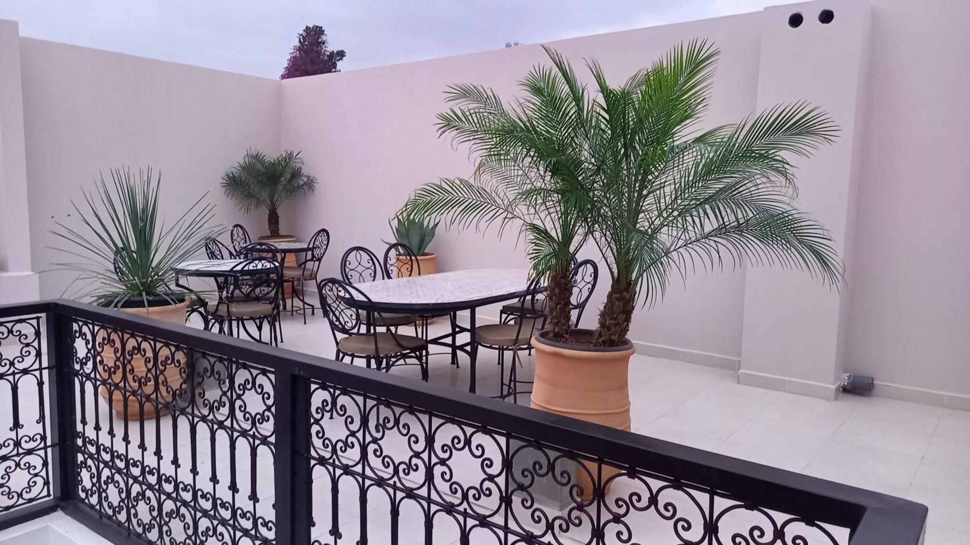 Bab Aljana Riad *