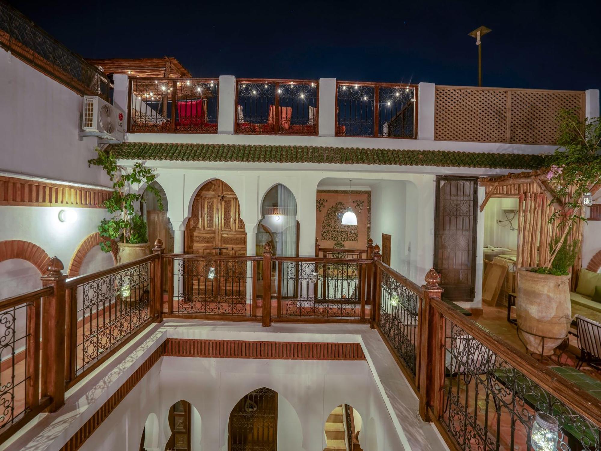 Kilimini & * Marrakesh