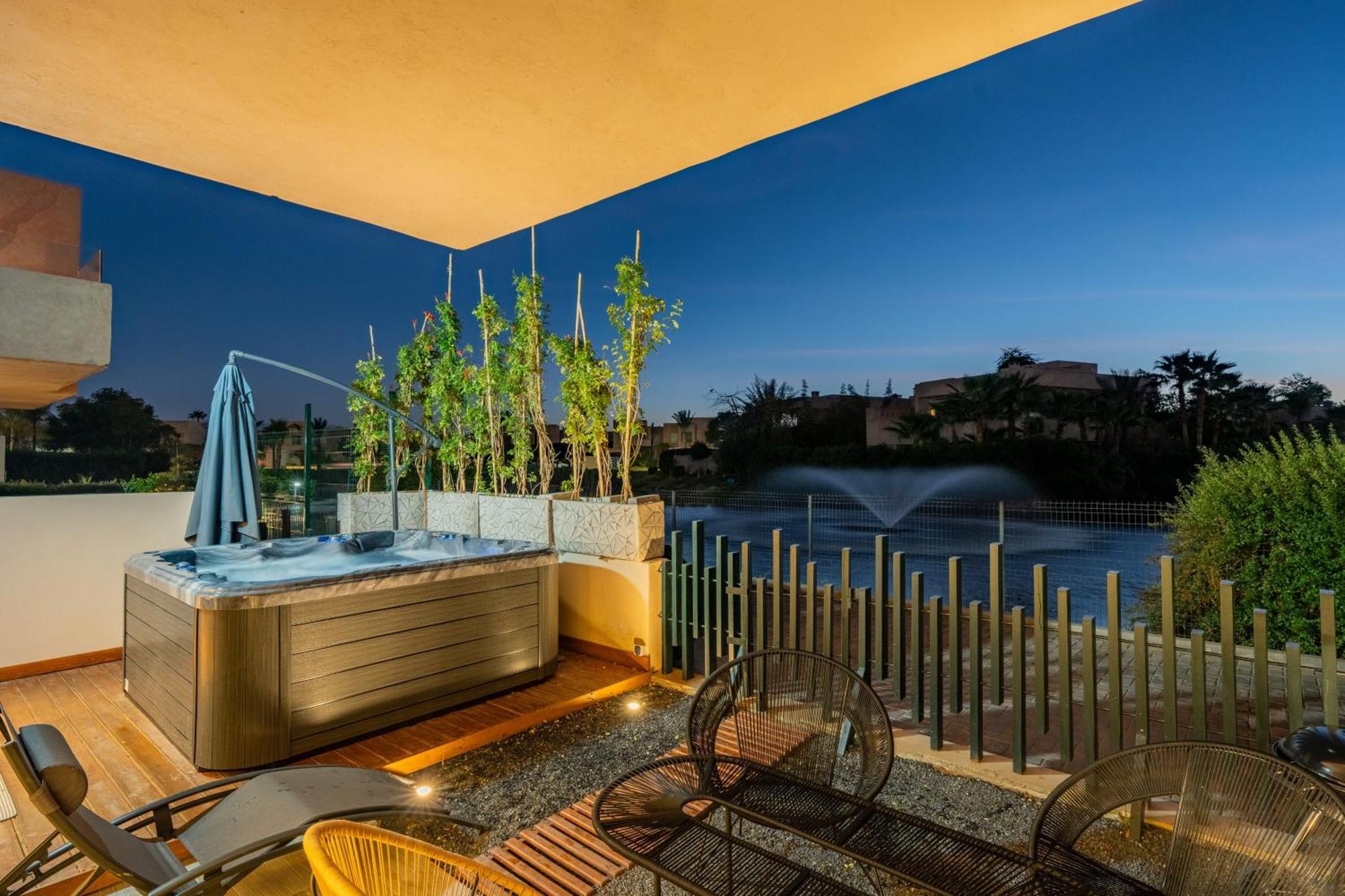 Apartment Luxury With Hot Tub And Spectacular Views