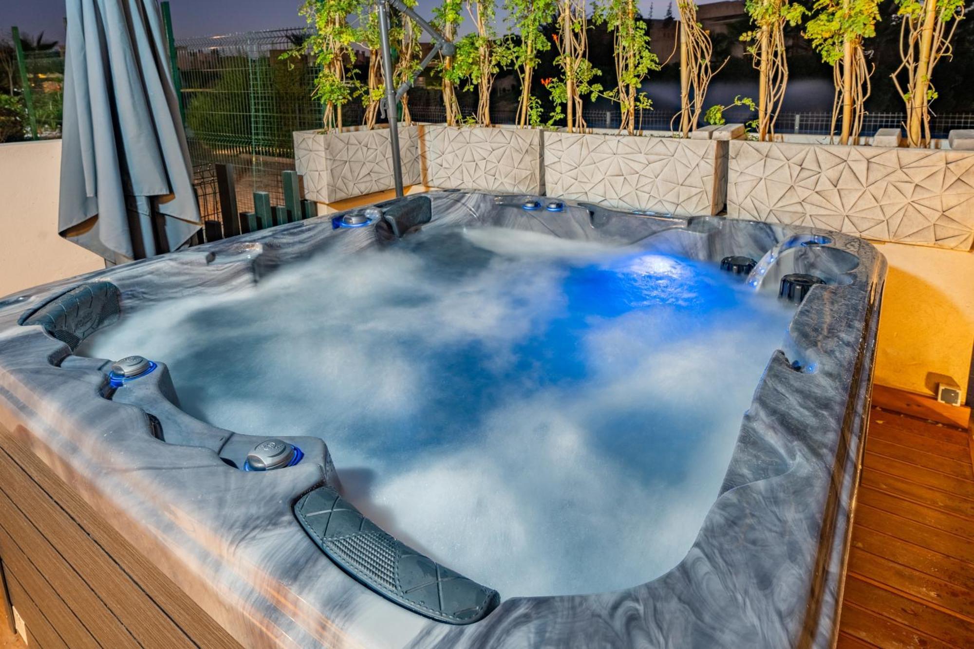 Apartment Luxury With Hot Tub And Spectacular Views *