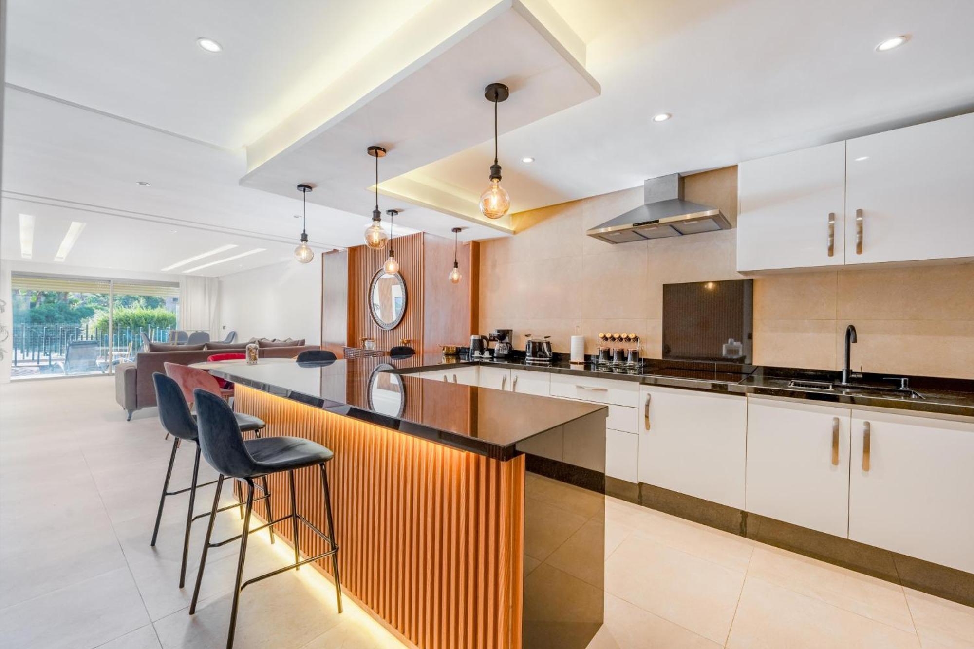 Luxury With Hot Tub And Spectacular Views Apartment