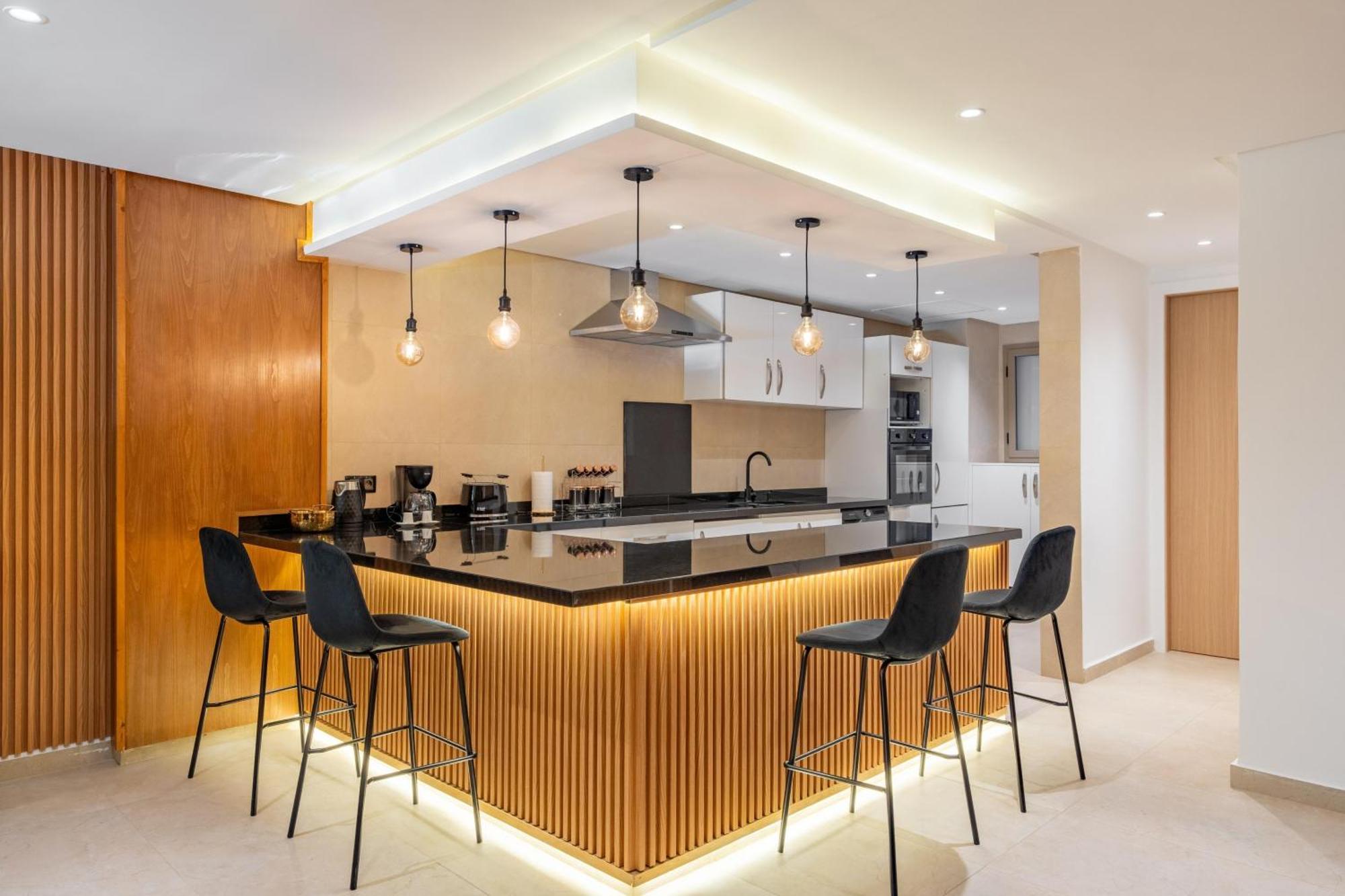 Luxury With Hot Tub And Spectacular Views Apartment *