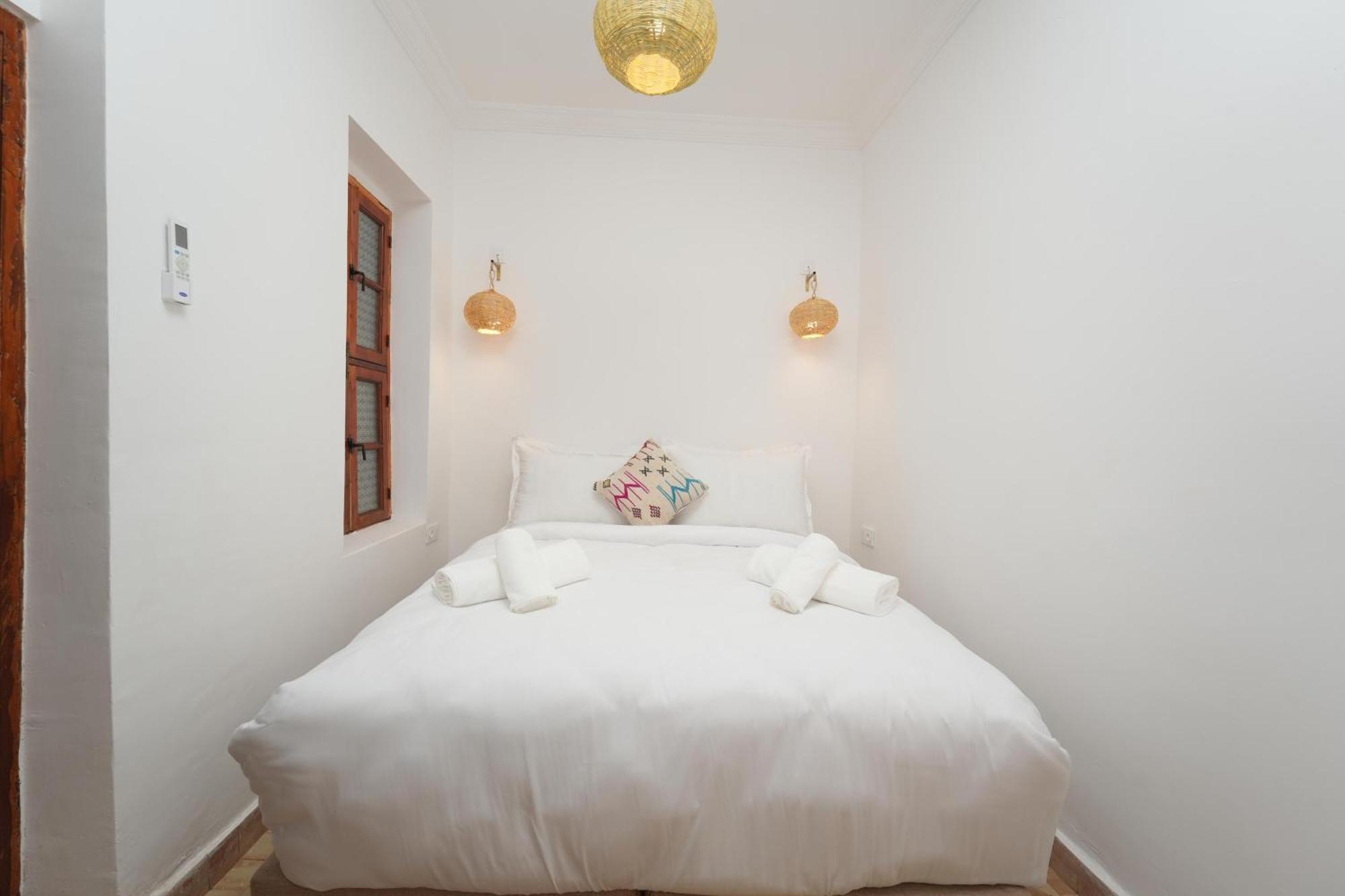 Guest house Abrare