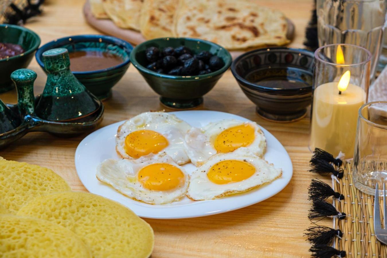 Ines 10mn To Place With Breakfast