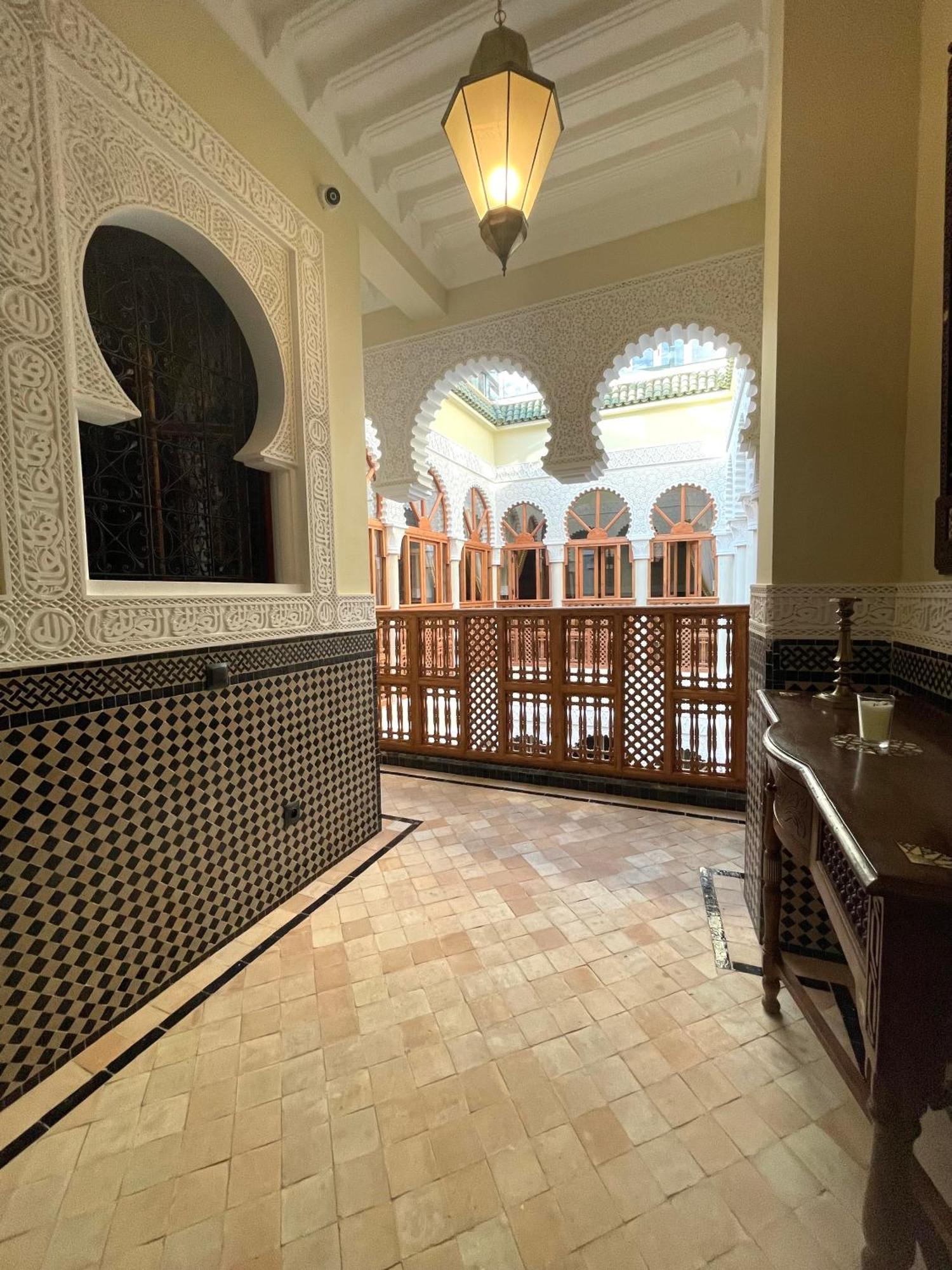 Ksar Al Amal & *