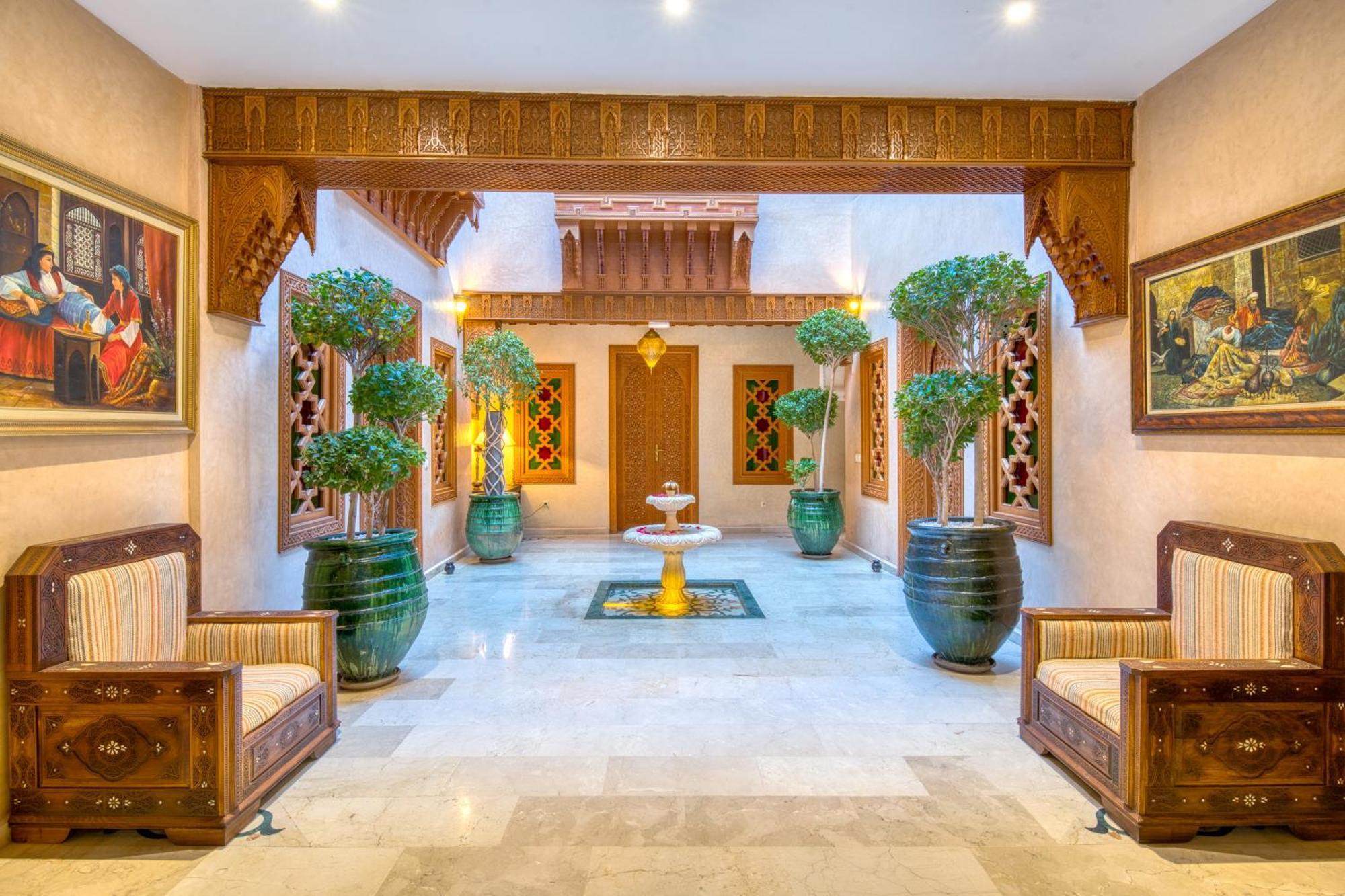 Riad Diamond Of Marrakech & 4*