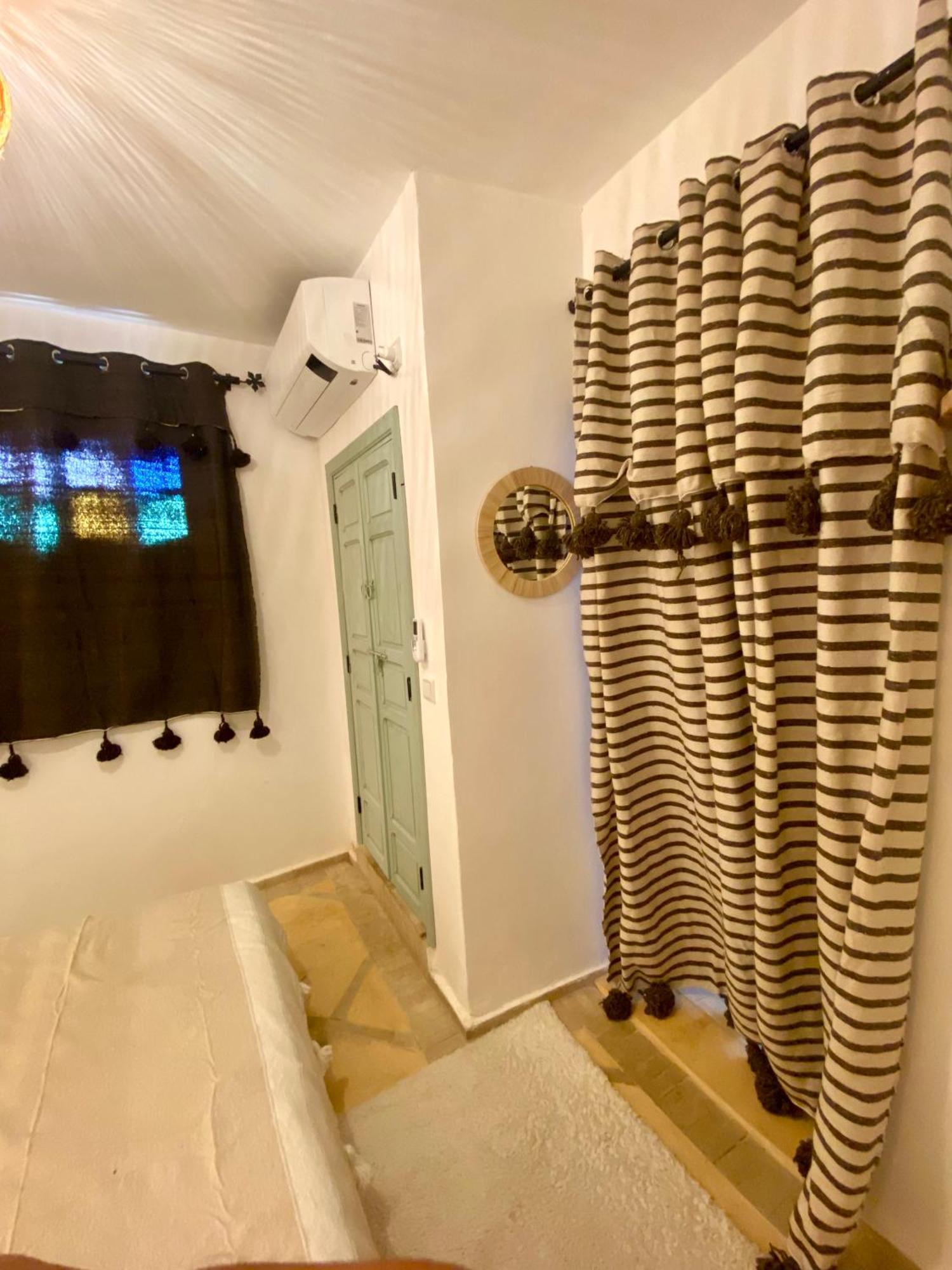 La Perle De Bacha Bed & Breakfast *