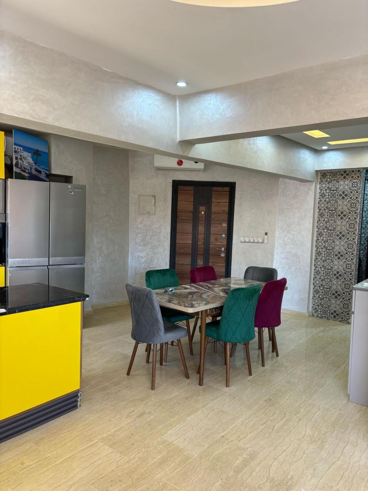 Luxury Intl Apartment